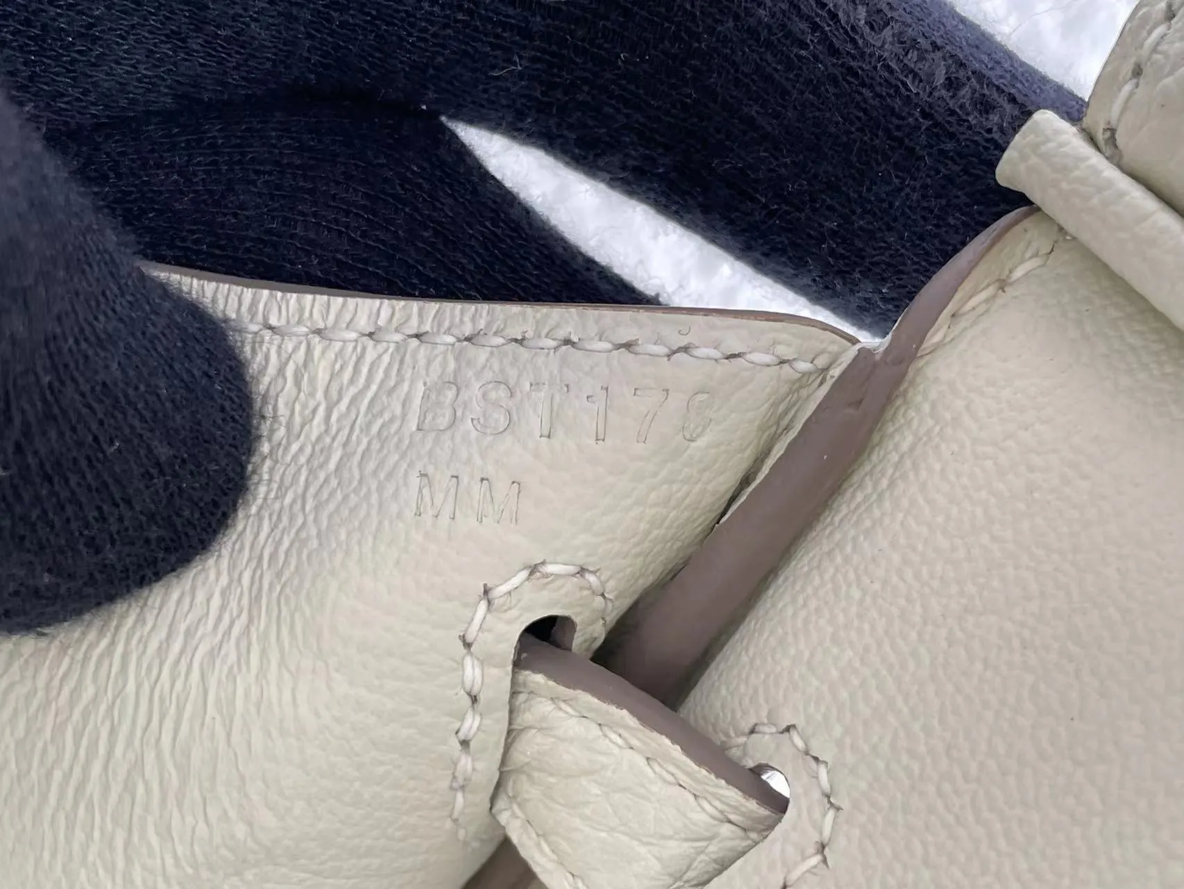 Hermès Birkin 奶昔白 Togo牛皮 手提包 25cm