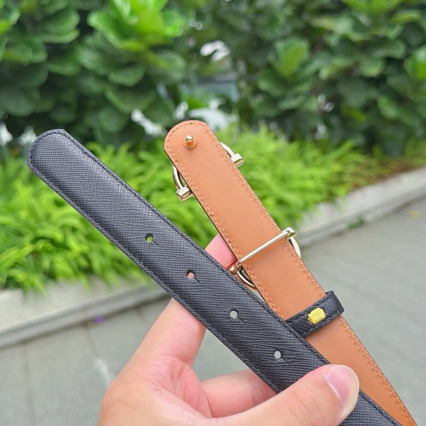 Gucci 双G扣牛皮双面腰带 商务休闲款