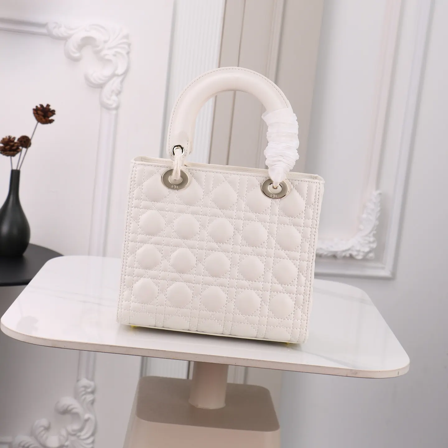 Dior Lady Dior 迷你 白色 手提包