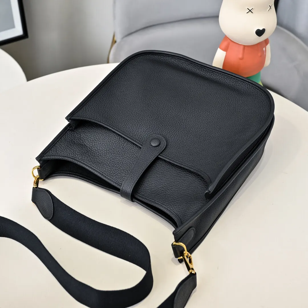 Hermès Evelyne 雙肩包 29cm 休閒通勤(數字6) Hermès Evelyne 雙肩包 29cm 休閒通勤(數字6)