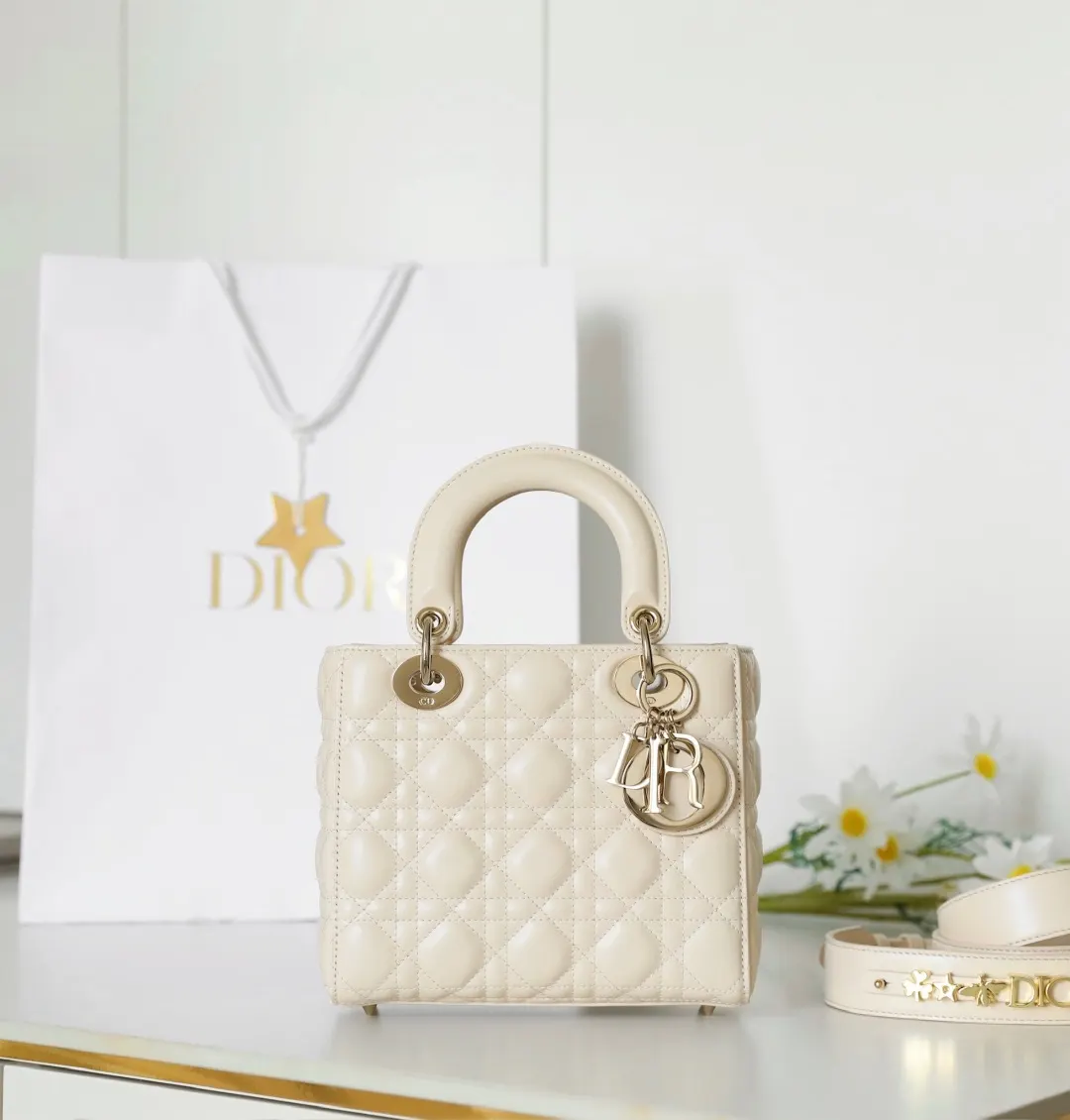Dior Cannage藤格纹 象牙白羊皮链条包 手提斜挎