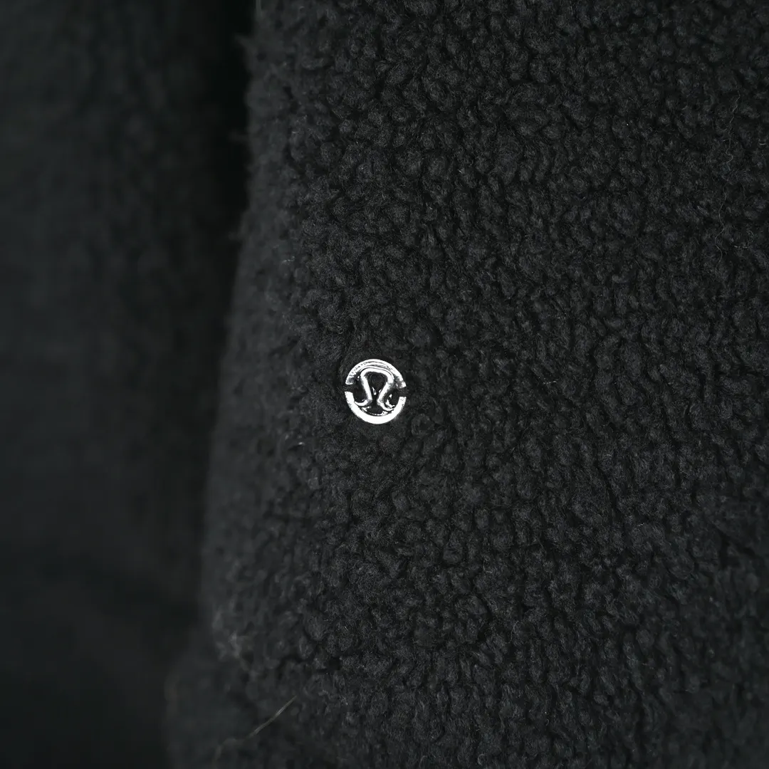 Lululemon 純棉 外套 通勤休閒款(數字7) Lululemon 純棉 外套 通勤休閒款(數字7)