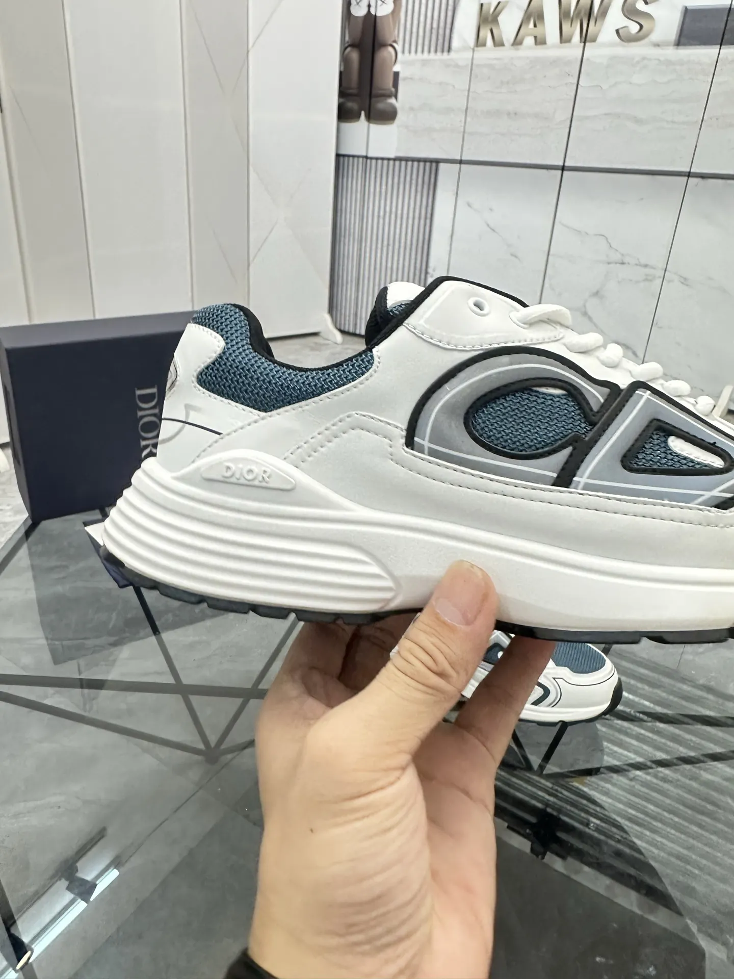 Dior 黑灰拼色牛皮运动鞋 细节展示款