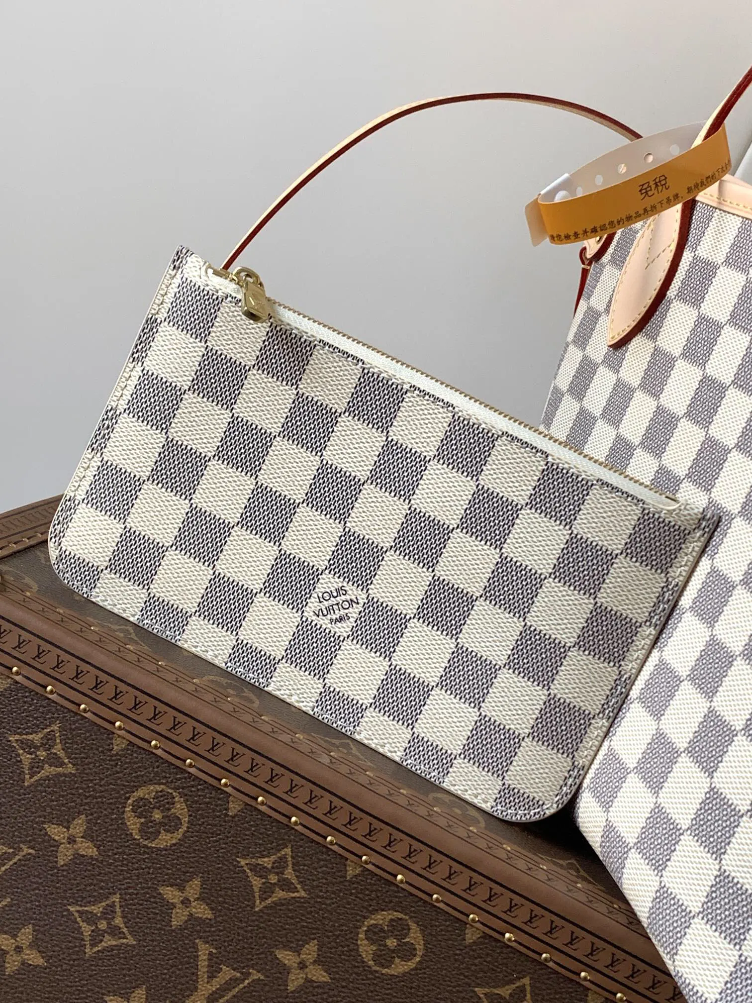 LV Neverfull 金色 牛皮 手拿包 精致手拿款