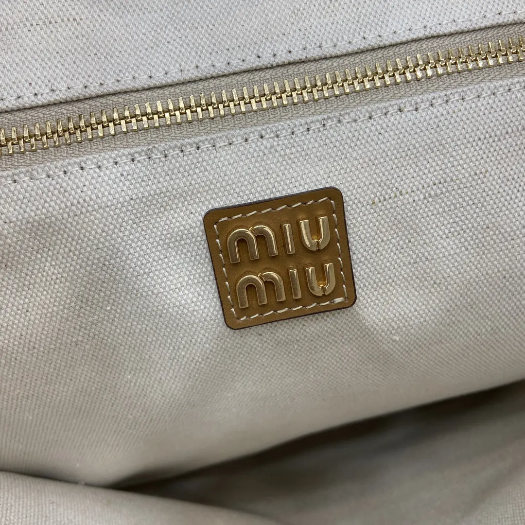 Miu 棕色 金色 牛皮 托特包 大容量托特款