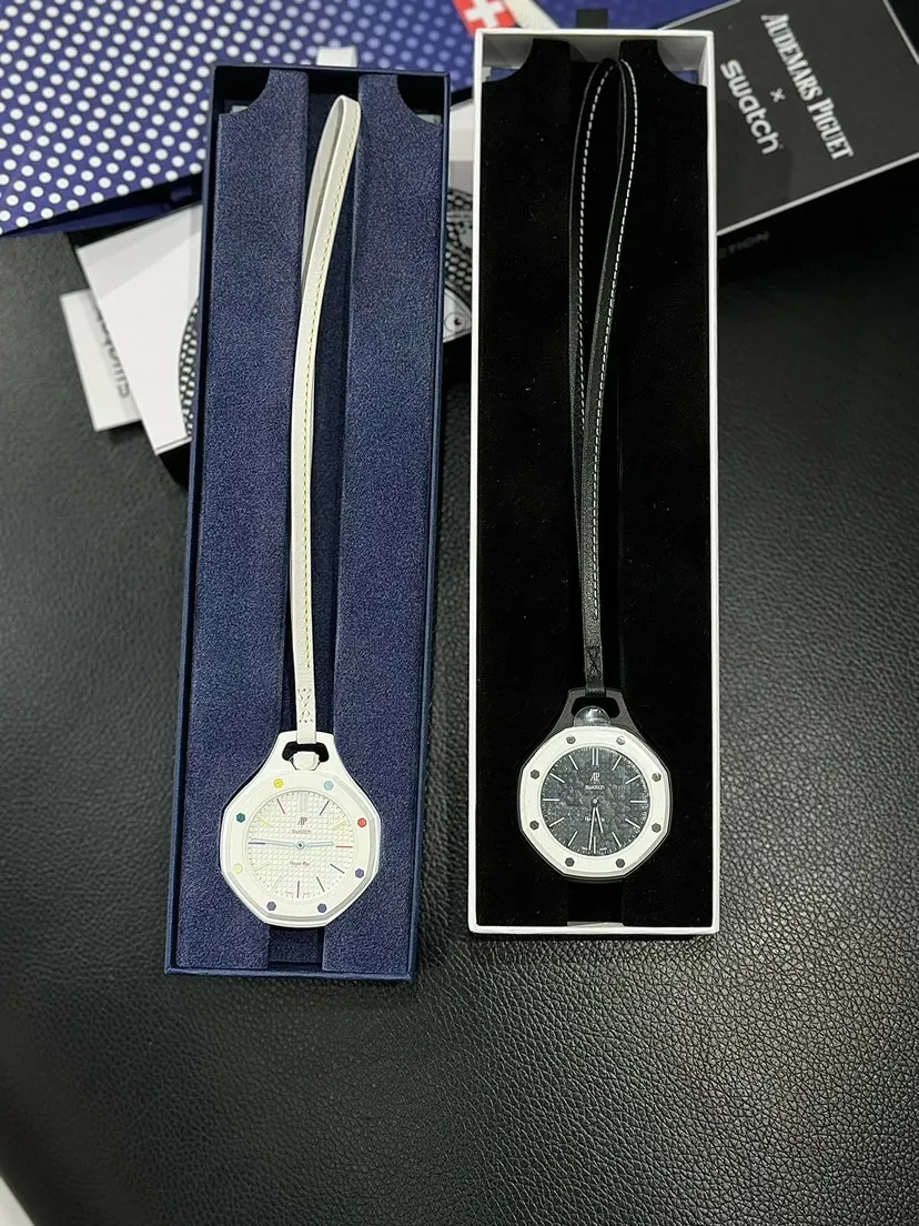 Watch Classic Image 9 Watch Classic Image 9