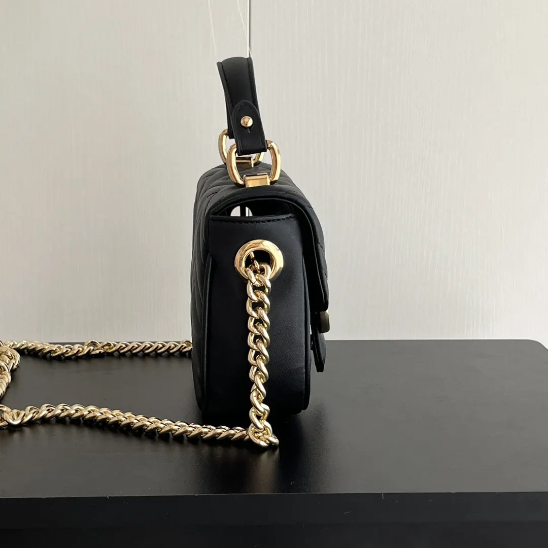 Gucci Marmont 絎縫皮革鏈條包 單肩斜挎