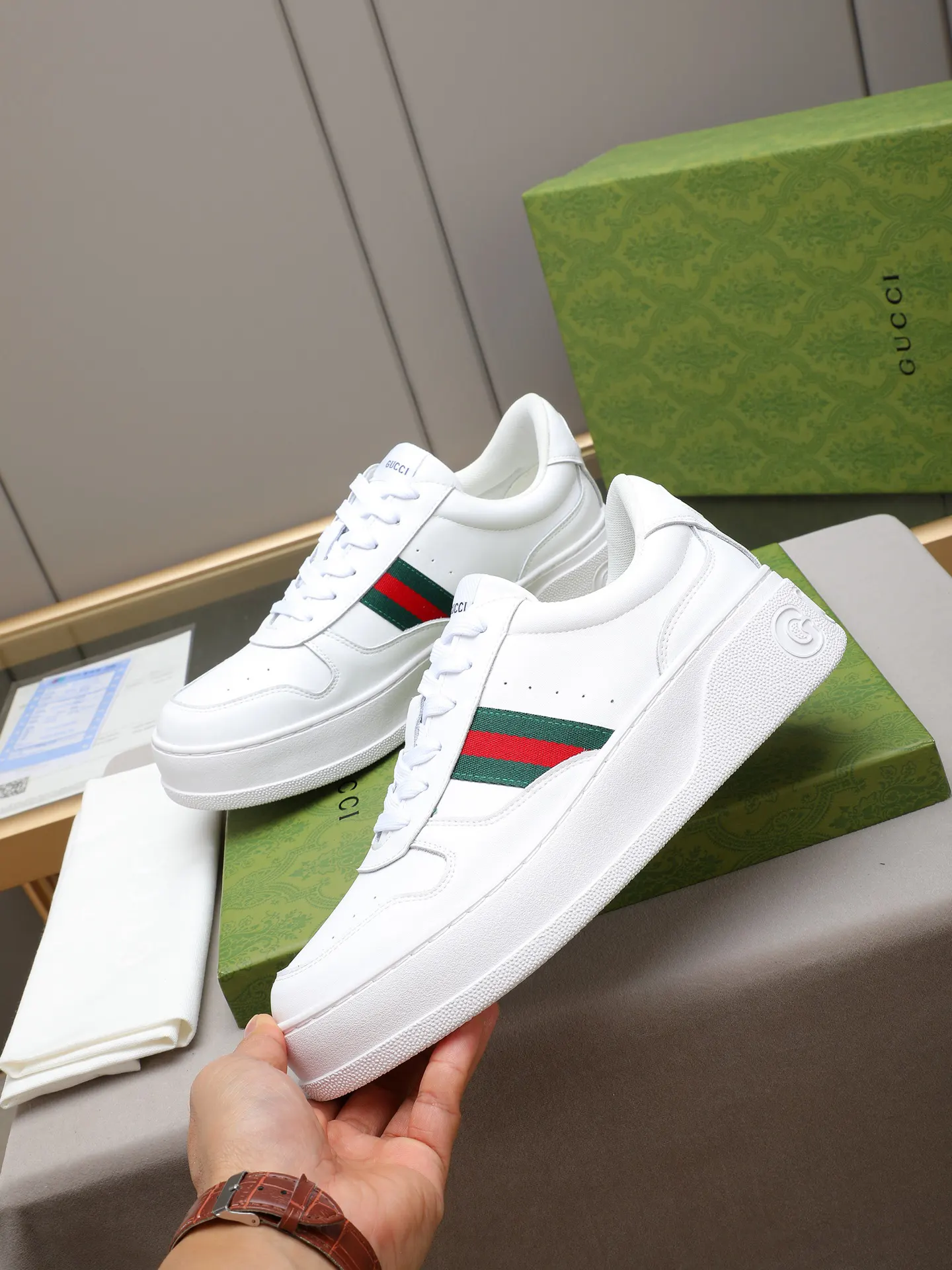 Gucci Logo Sneakers Models Image 2 Gucci Logo Sneakers Models Image 2