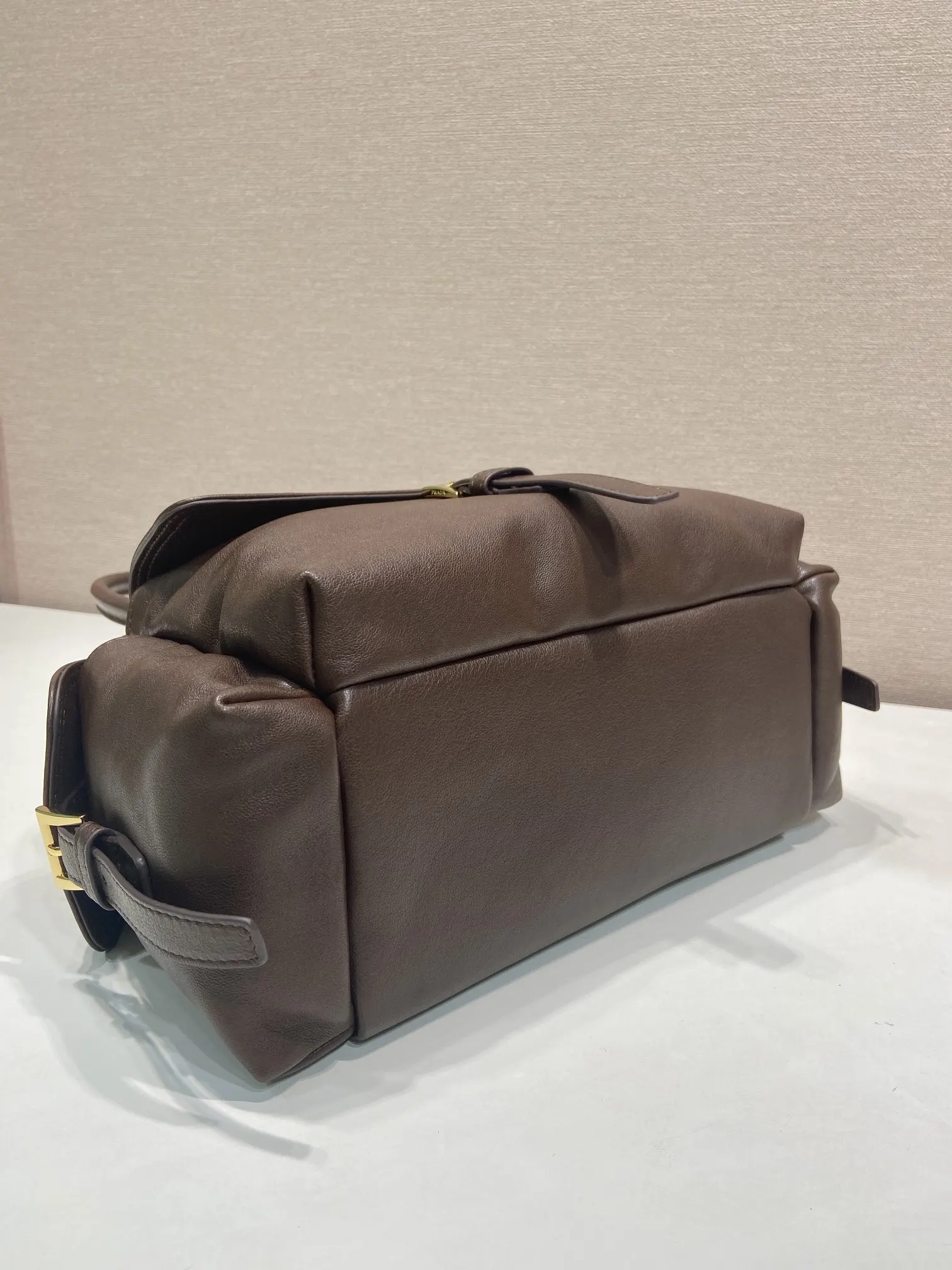 Prada 羊皮 手提包