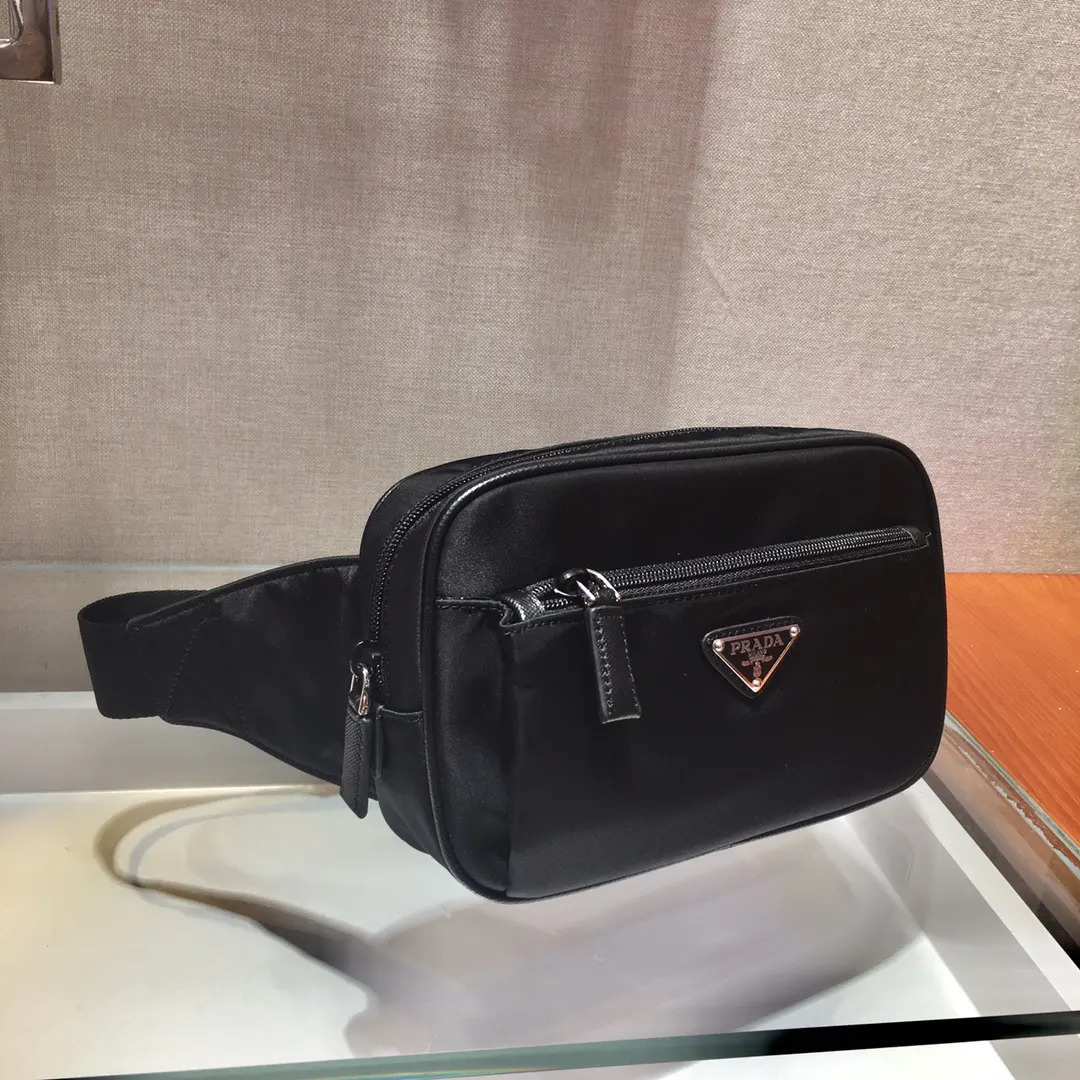 Prada Re-Nylon 黑色 腰包