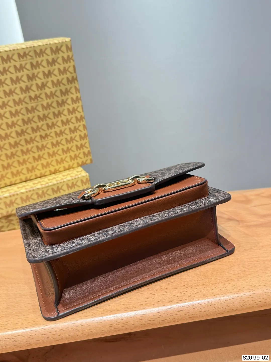 棕色 老花 皮革 MICHAEL KORS HEATHER系列 链条包 精致链条款