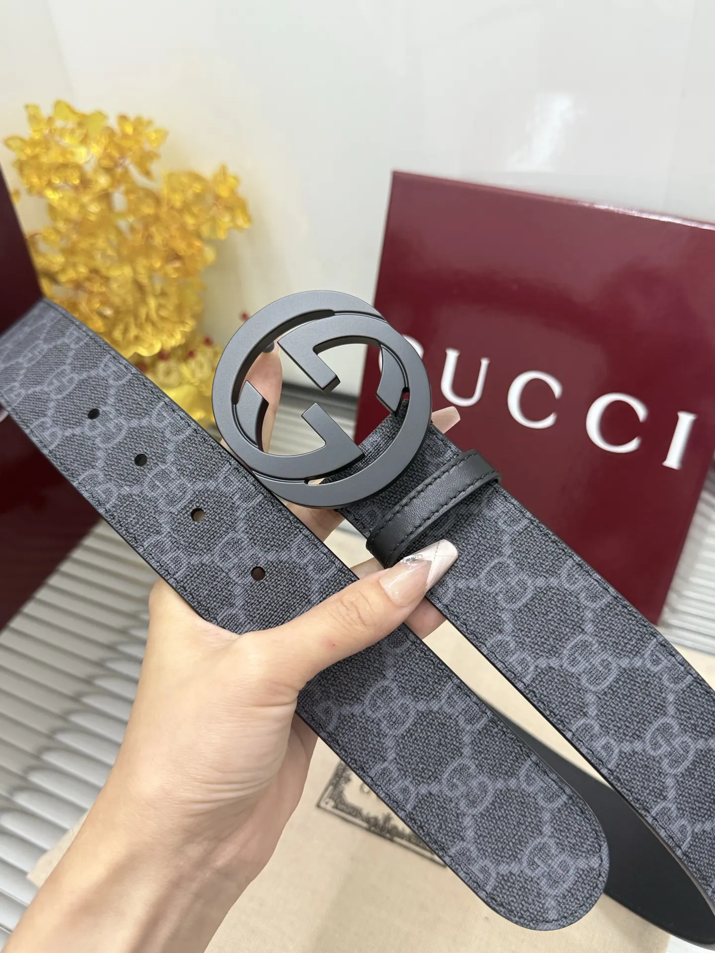 Gucci Double G 皮革腰帶 黑色