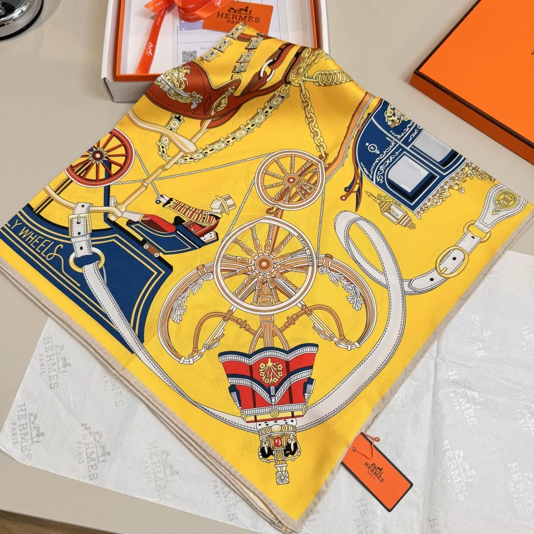 Hermès Scarf