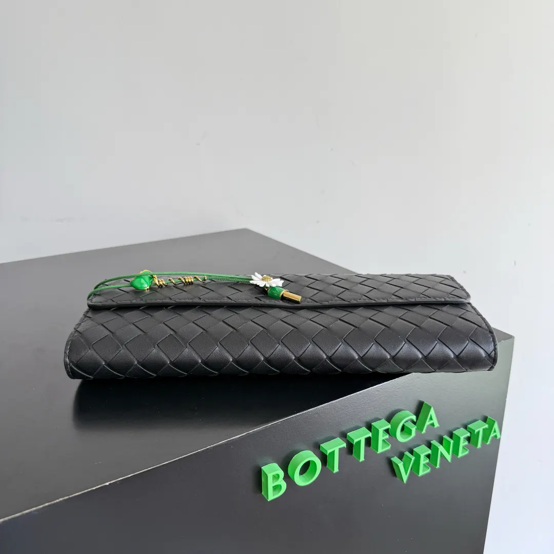 Bottega Veneta 金色 手拿包 精致手拿款