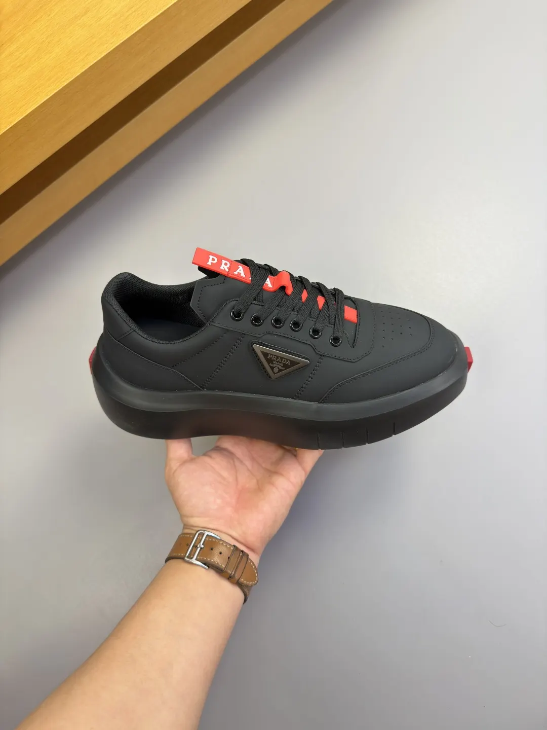 Prada 牛皮 真丝 帆布 运动鞋 休闲运动