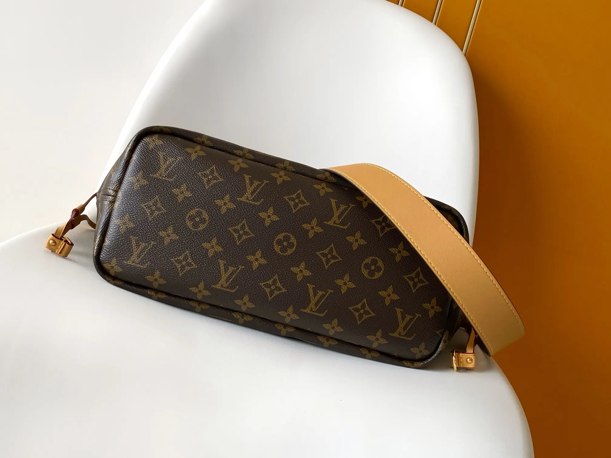 LV Neverfull 牛皮 托特包 大容量托特款