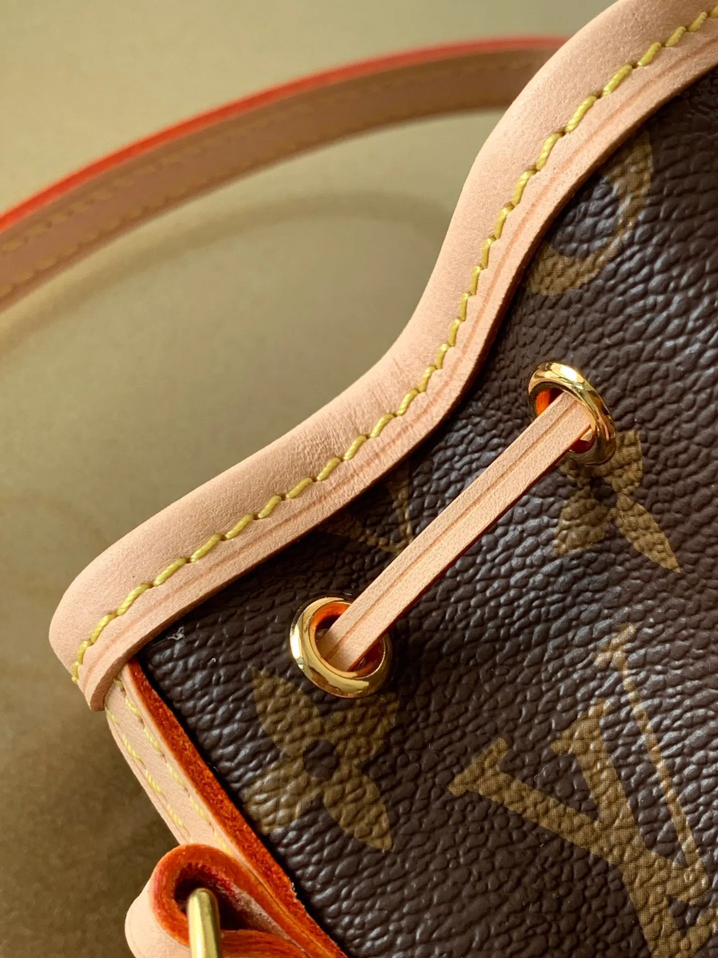 Louis Vuitton Bucket Bag Casual Image 8 Louis Vuitton Bucket Bag Casual Image 8