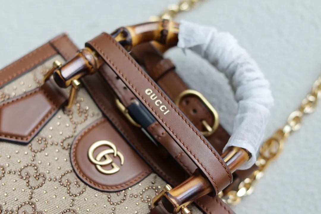 Gucci 帆布 秀款满钻Diana Diana迷你托特包以饰水 大容量托特款