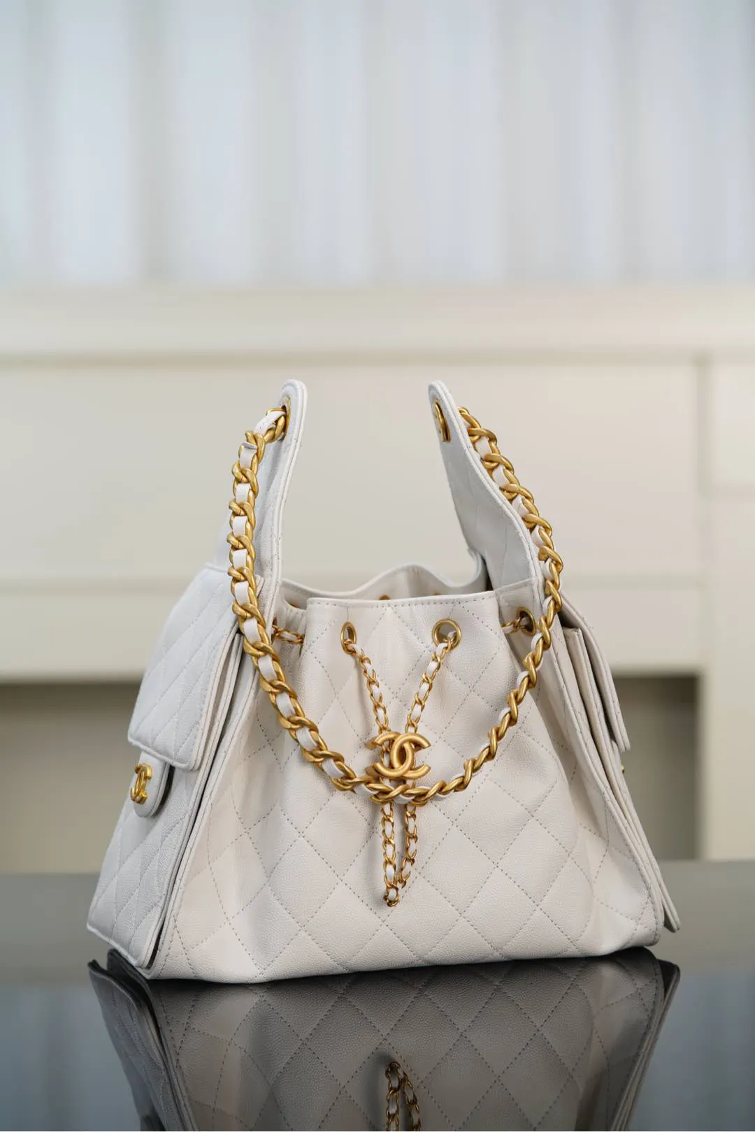 White Bucket Bag Casual