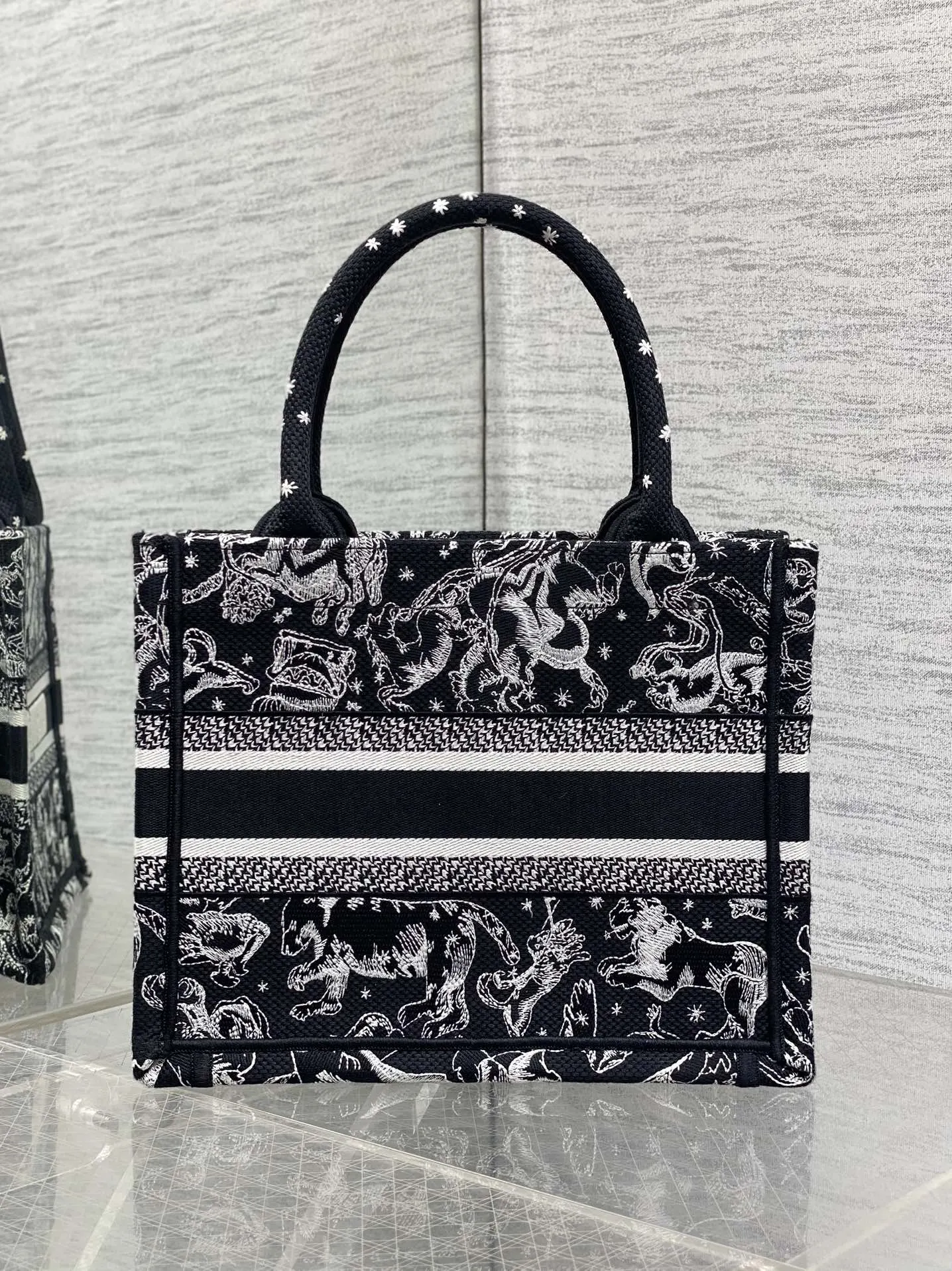 Book Tote 帆布 托特包 大容量托特款