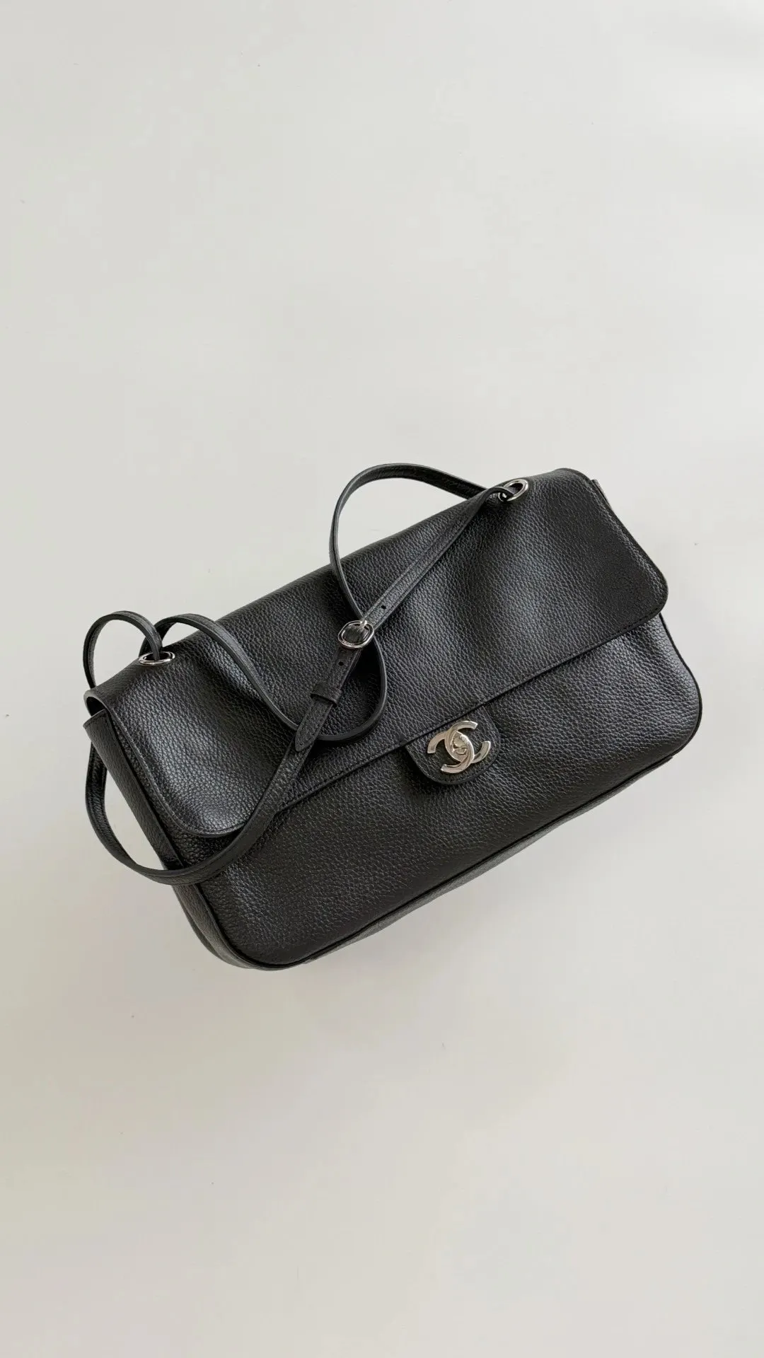 Black Hobo Shoulder Bag Vintage