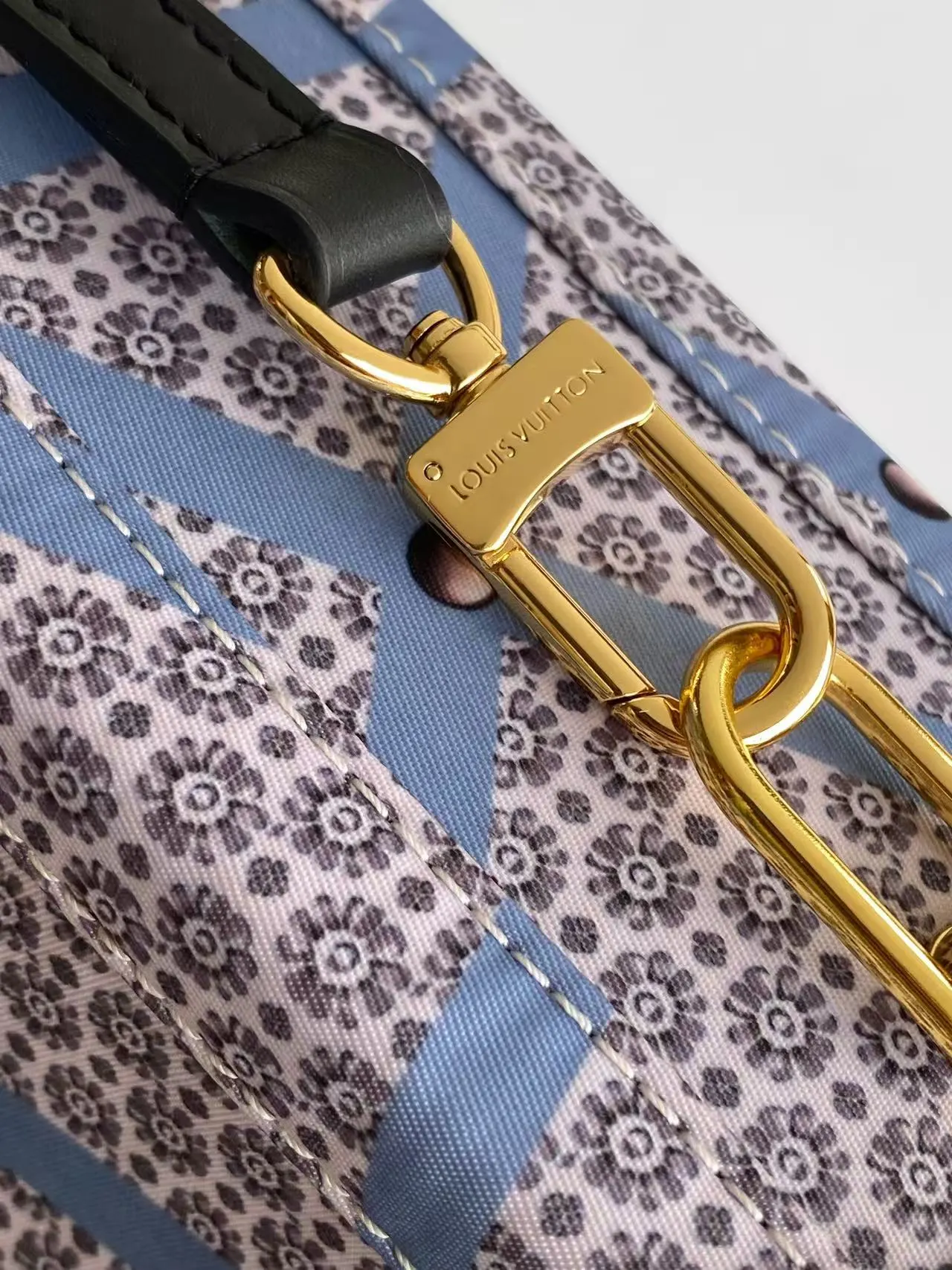 LV 牛皮 动态 Side Trunk 中号手袋出自 收納包 旅行收納款