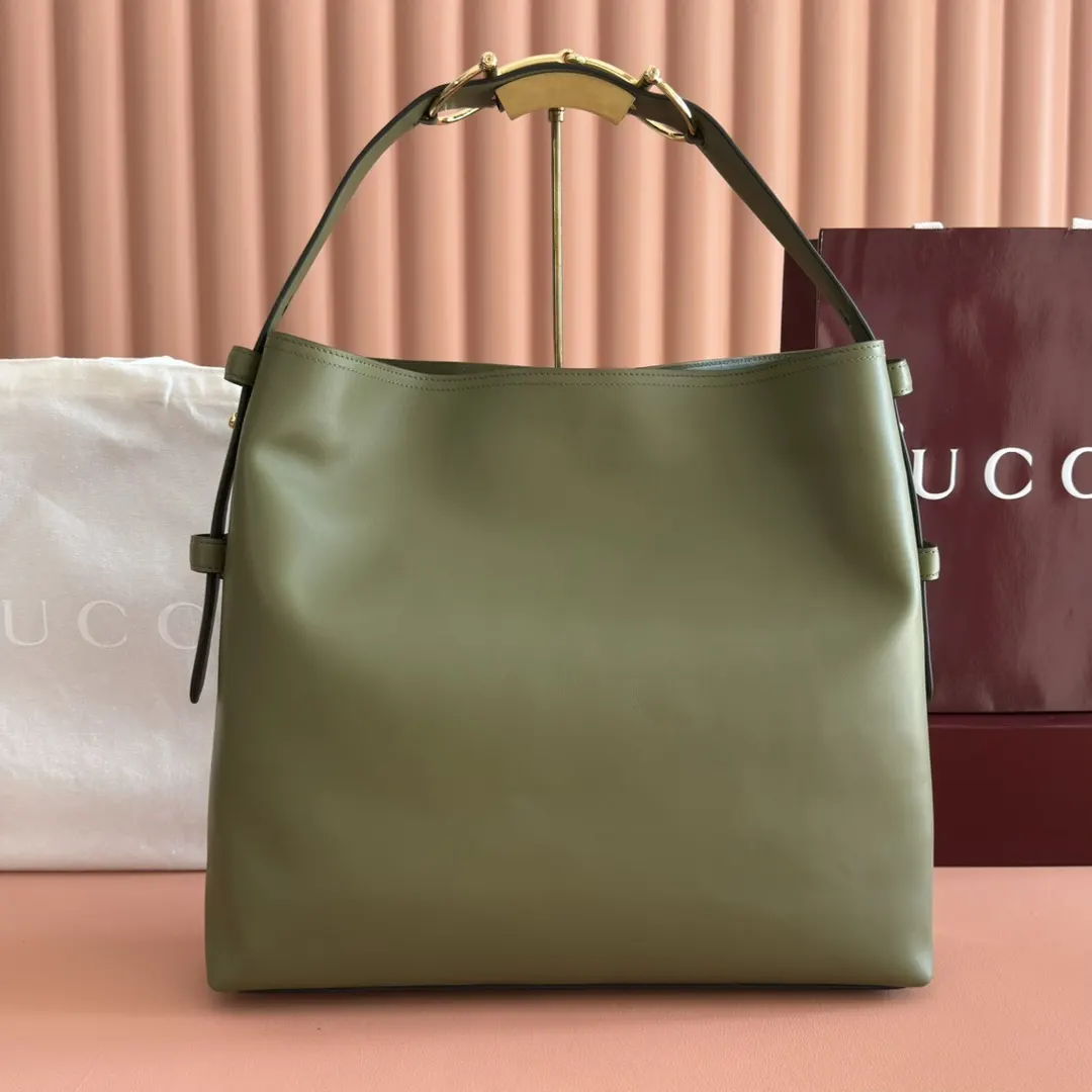 Gucci 黑色 金色 牛皮 腋下包 復古腋下背款