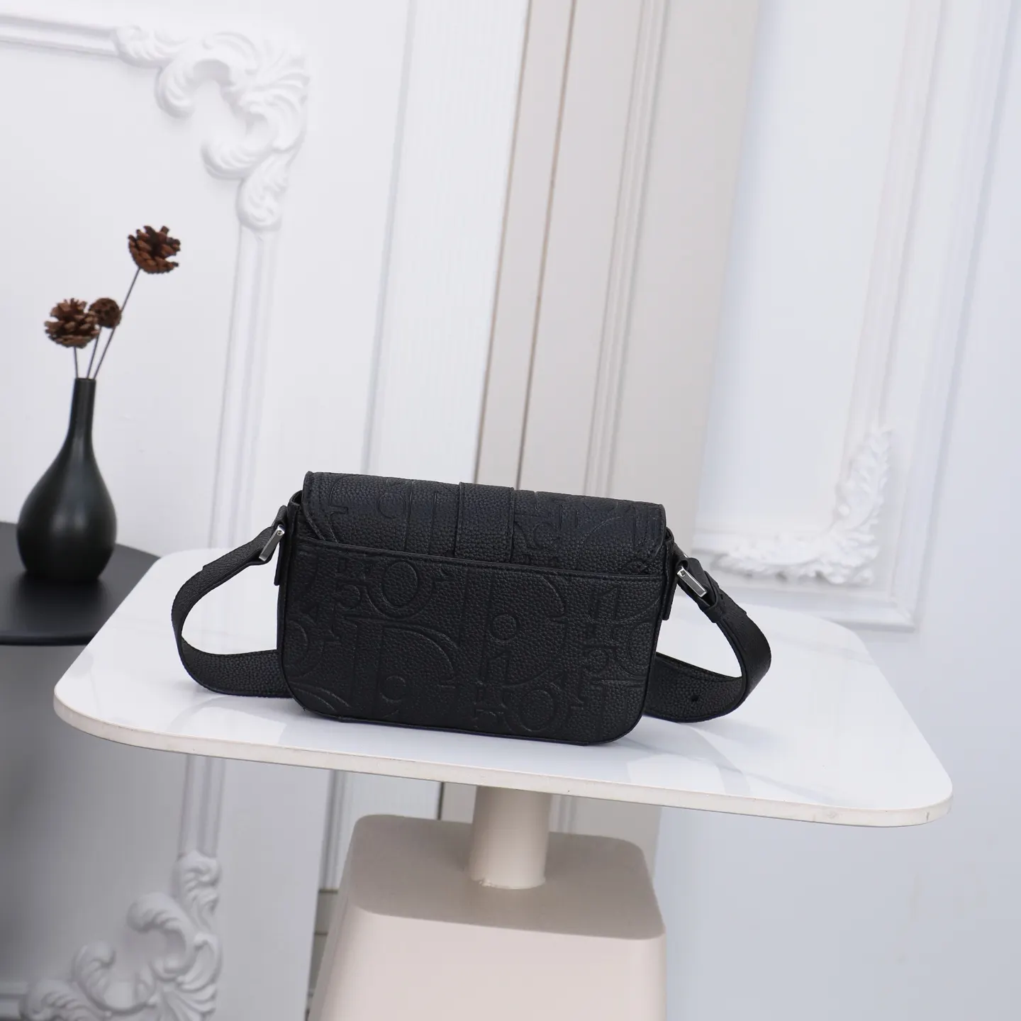 Dior Saddle 黑色牛皮信使包 手提斜挎 手提包