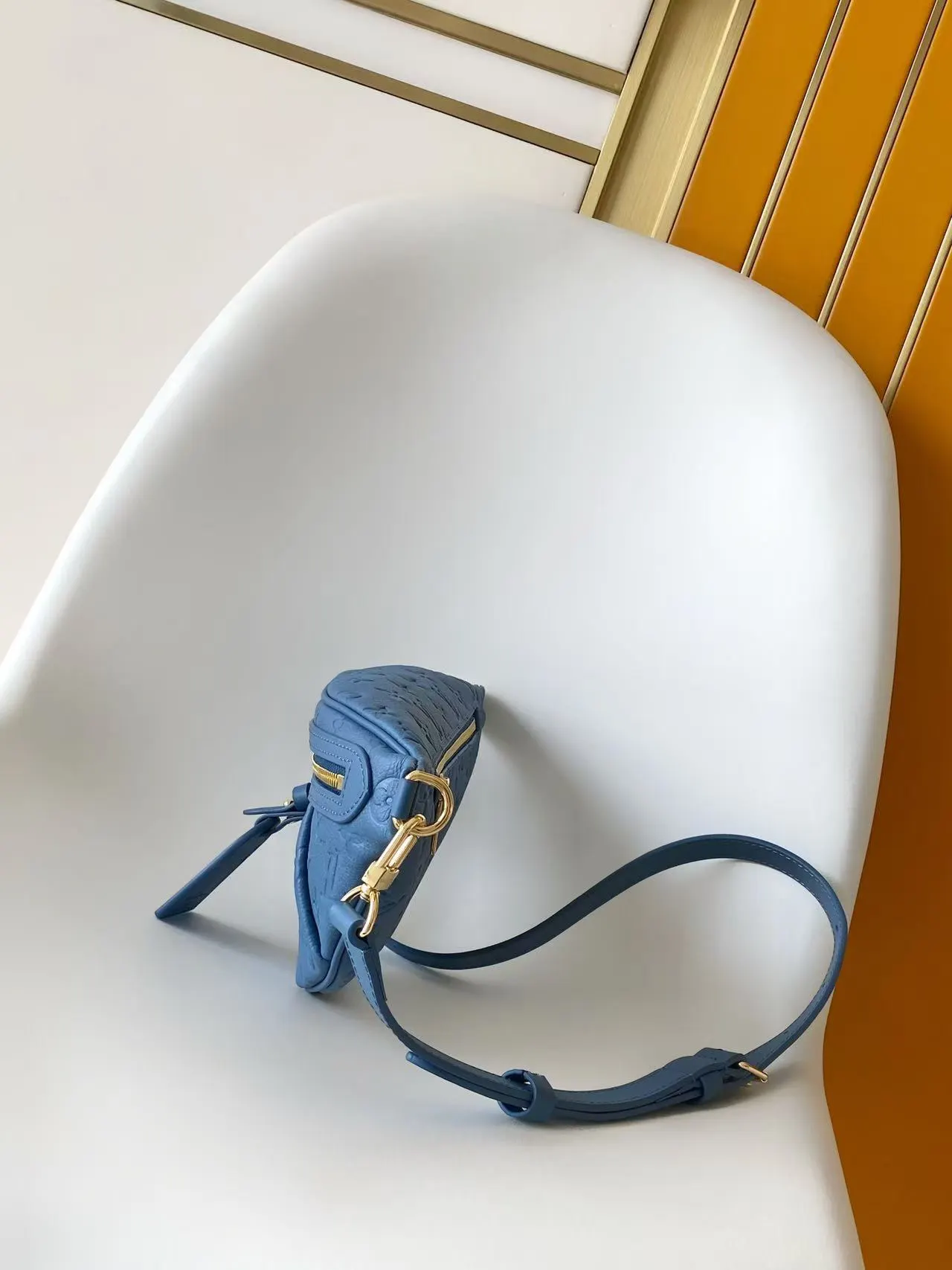 Gold Belt Bag Casual Leather