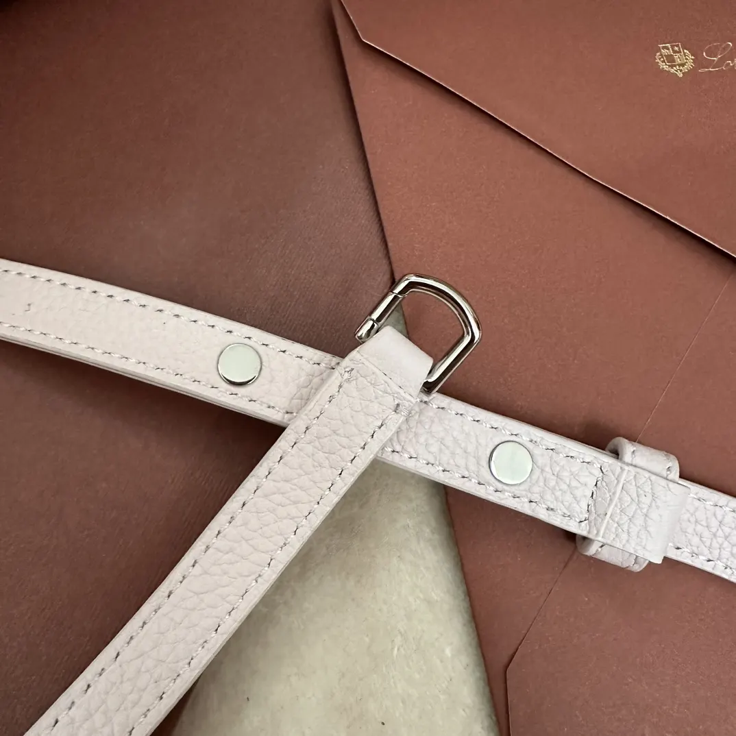 Clutch Bag Versatile Leather Image 9 Clutch Bag Versatile Leather Image 9