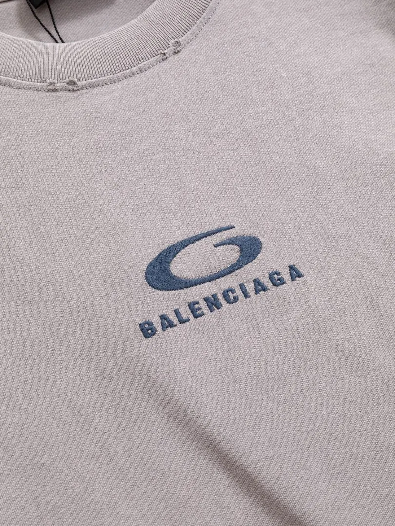 Balenciaga 短袖T恤(數字8) Balenciaga 短袖T恤(數字8)