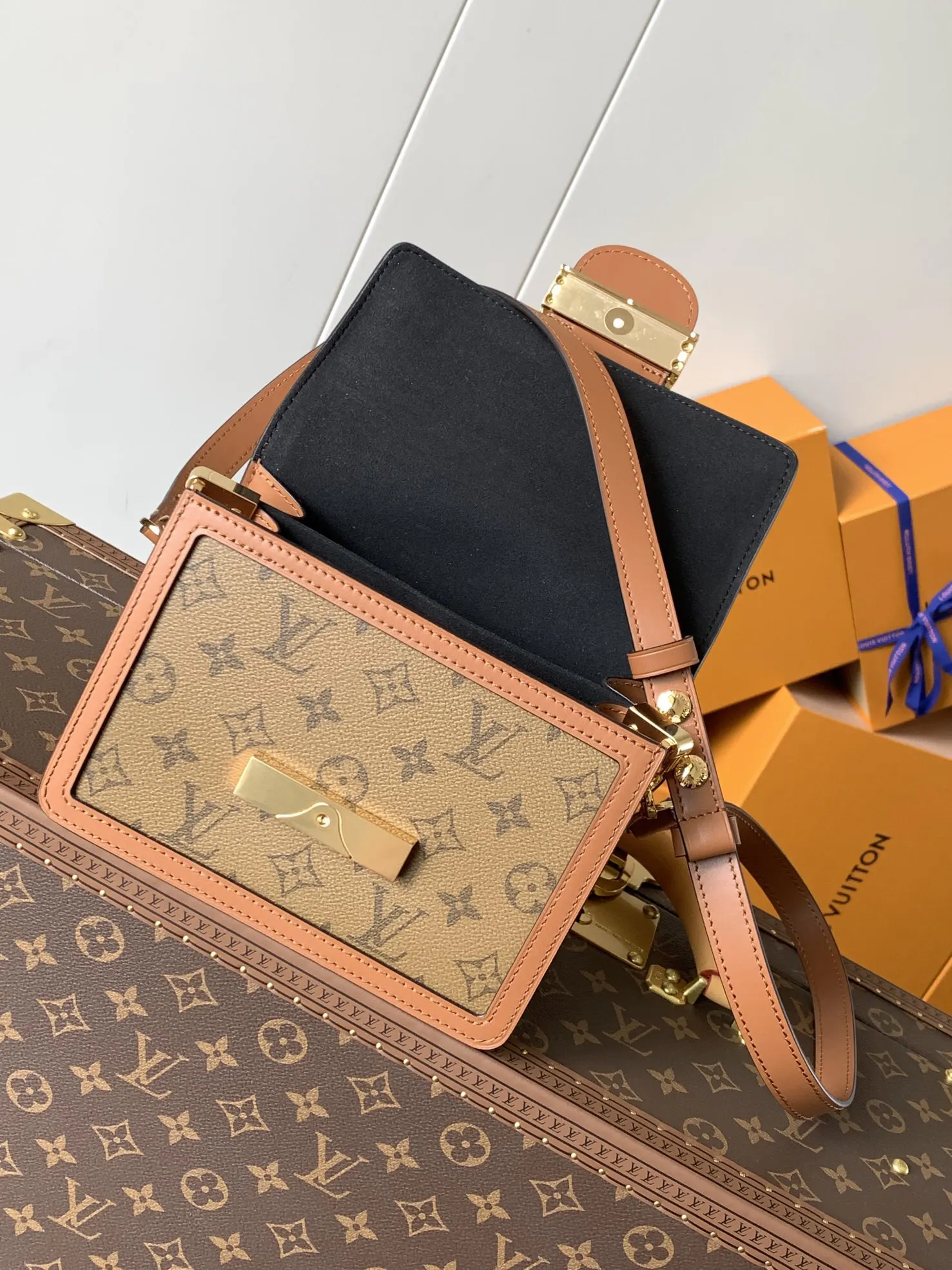 Louis Vuitton Hobo Shoulder Bag Vintage Leather