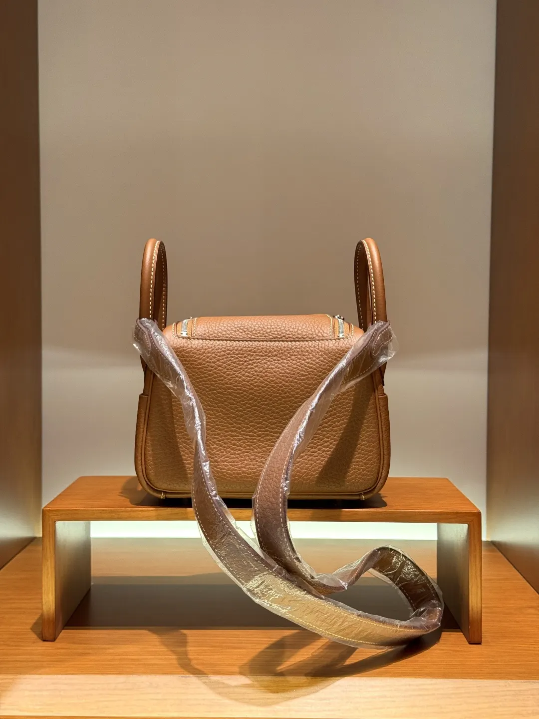 Hermes Lindy 白色 手提包 精选款