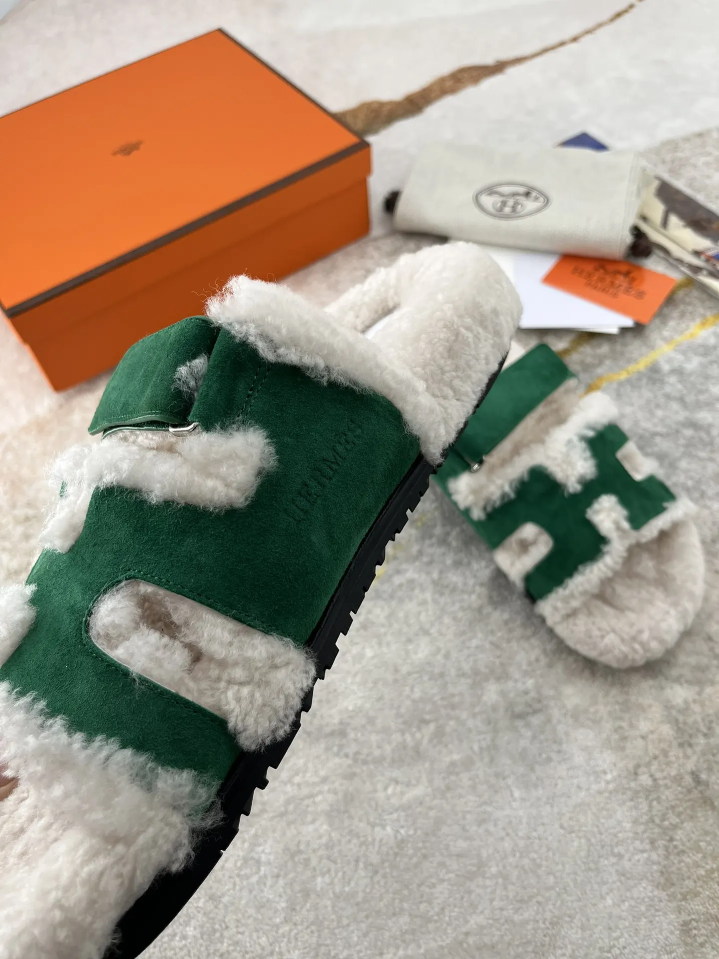 Hermès 最新 拖鞋 舒适