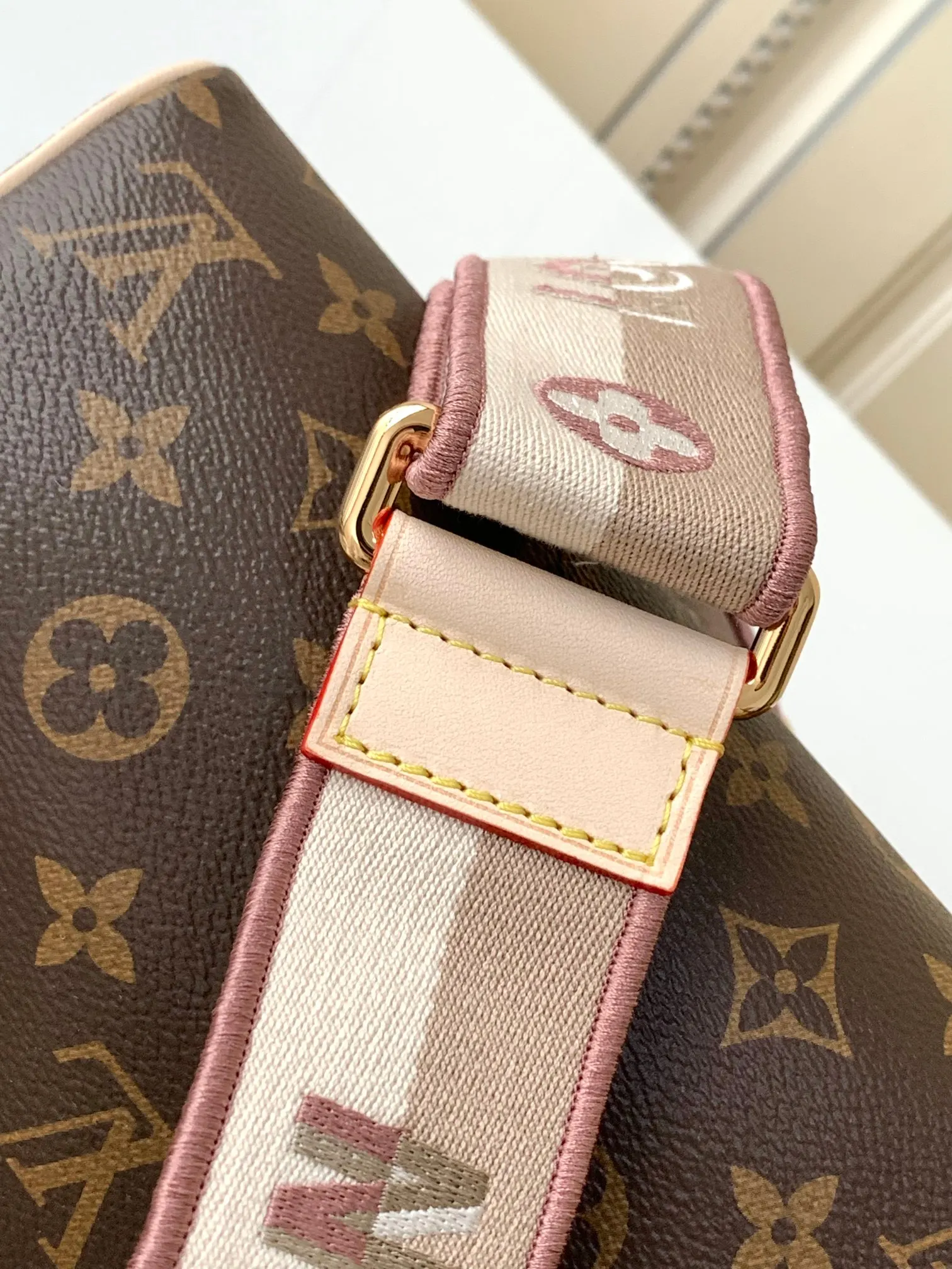 LV 老花 牛皮 详细特征 厘米 长度 旅行袋 大容量旅行款
