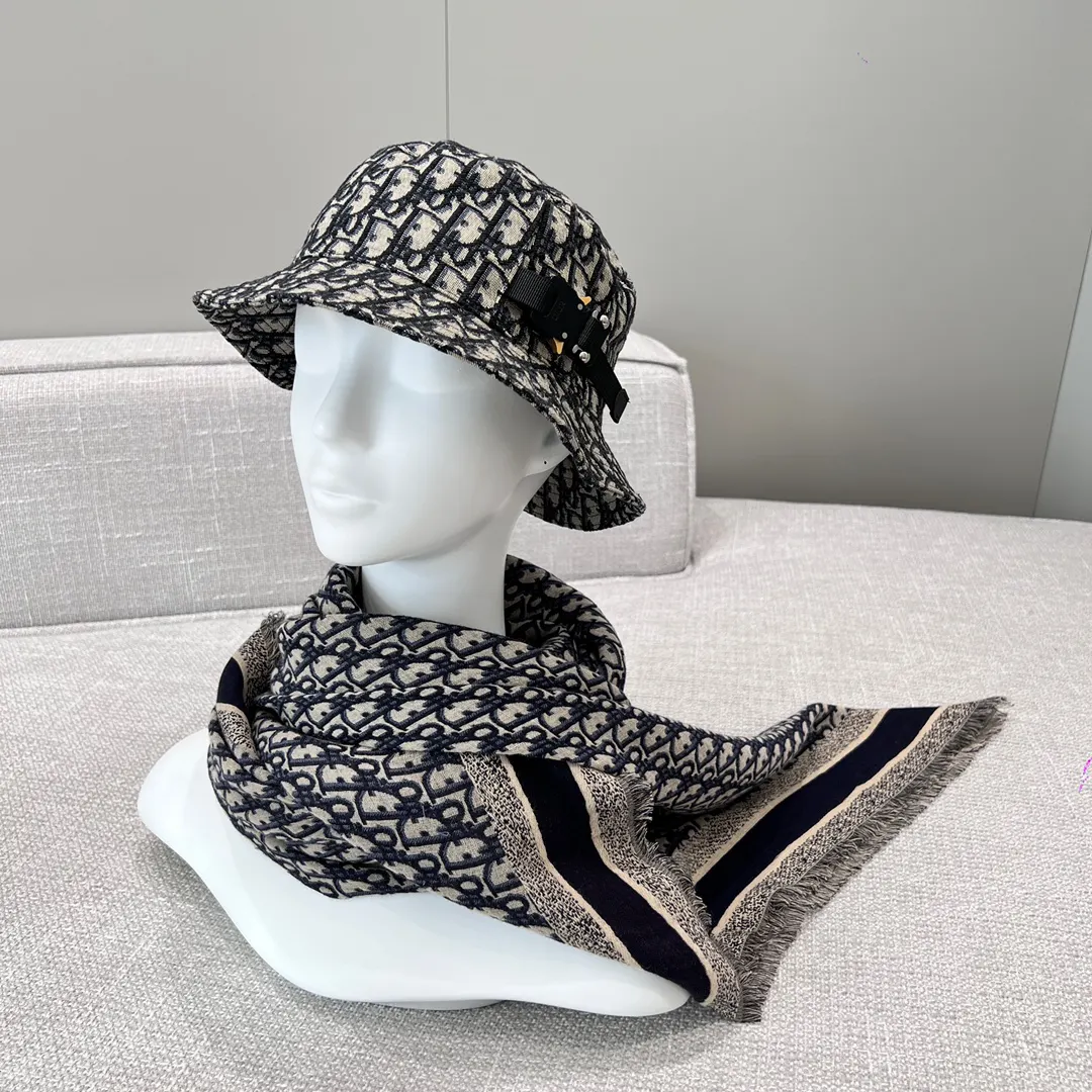 Dior 蓝色 羊毛 印花 字母 披肩 保暖披肩 围巾