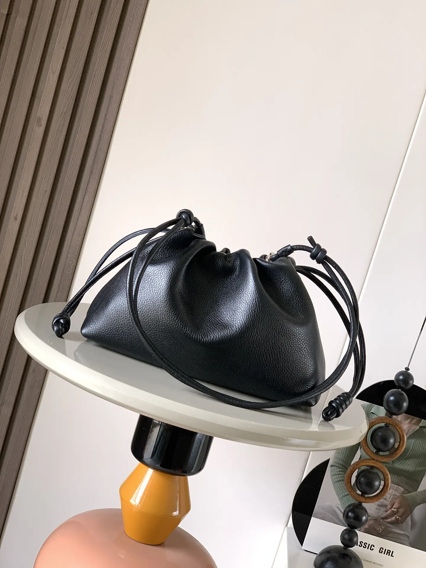 黑色 皮革 中号鹿皮革 Flamenco Purse 手拿 鏈條包 精致鏈條款