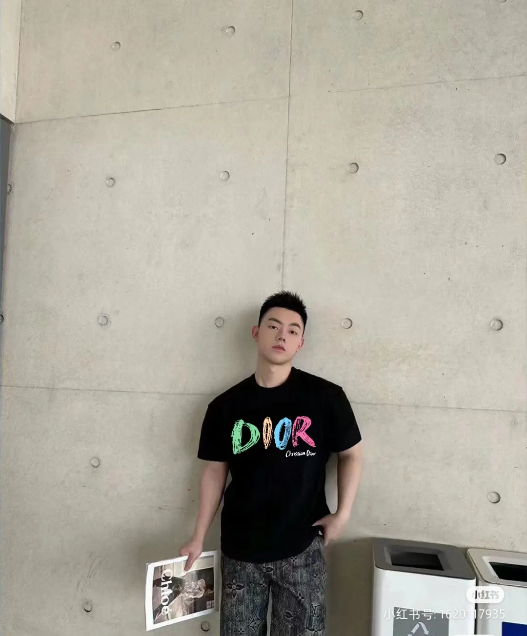 Dior 彩色Logo黑色短袖T恤 街头休閒