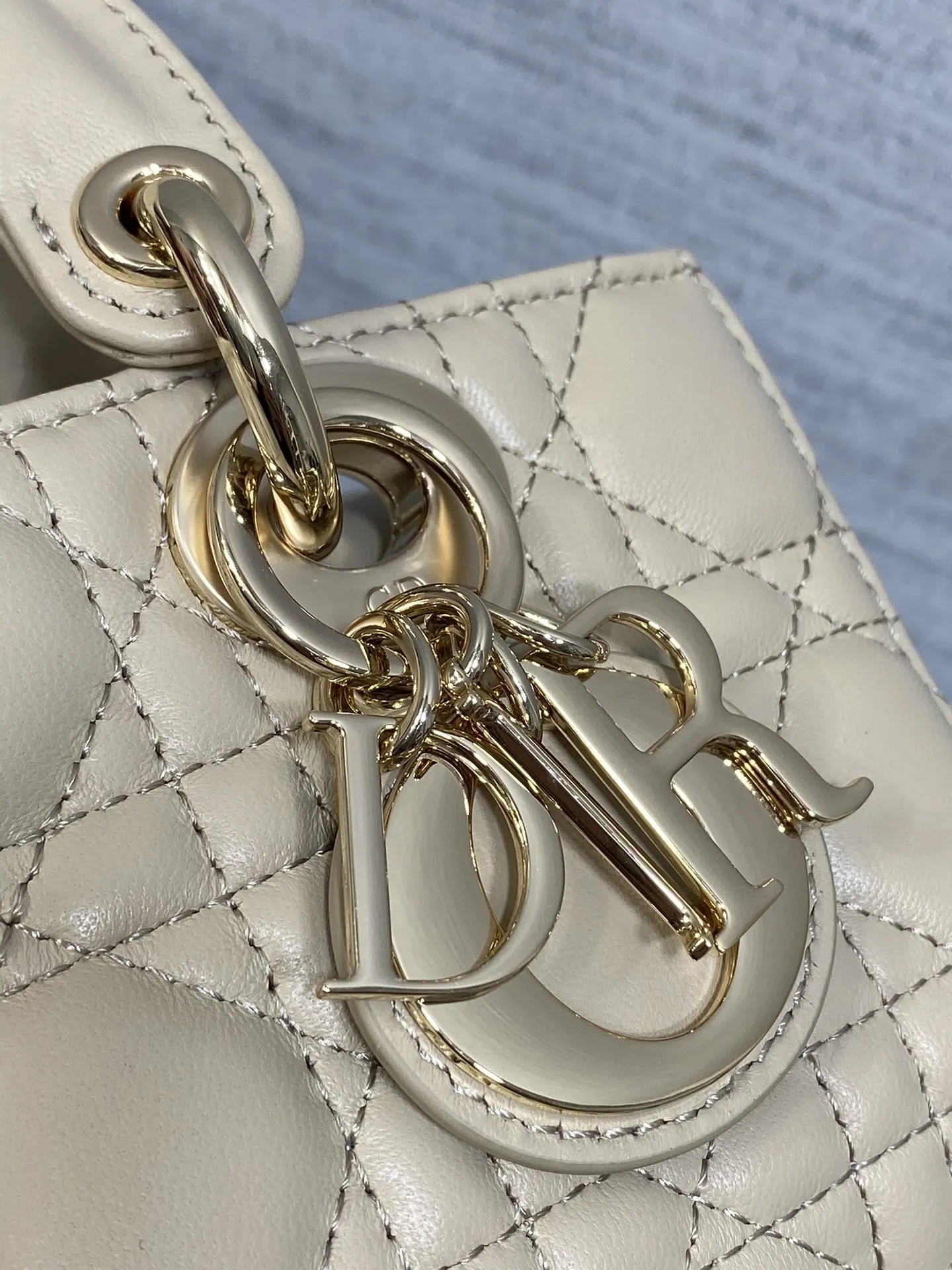 Dior 羊皮 进口 羊皮横款戴妃包 皮内里 羊筋D jo 手提包 通勤手提款