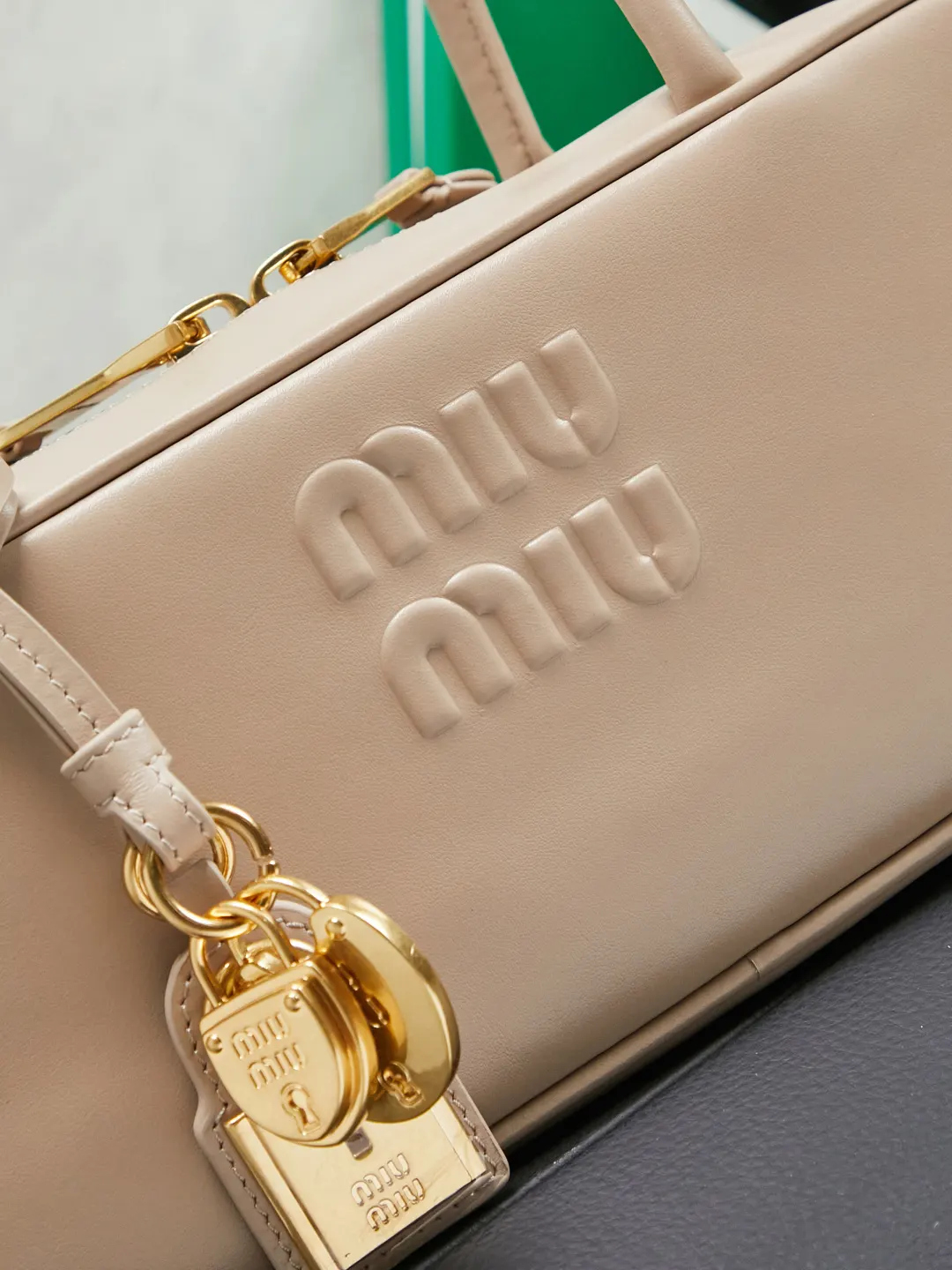 Top Handle Bag Commuter Leather