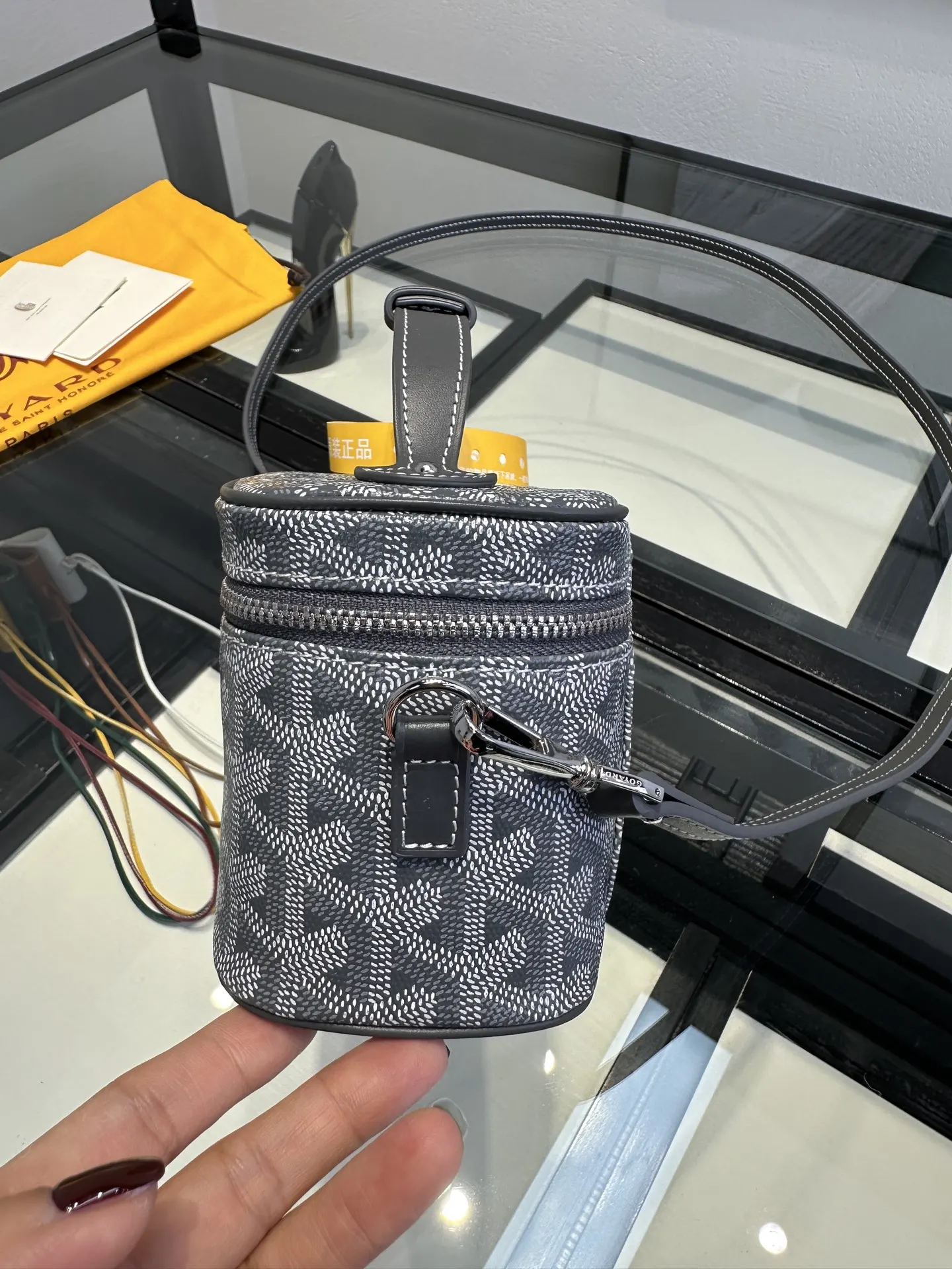 Goyard 灰色 小牛皮 收納包 旅行收納款