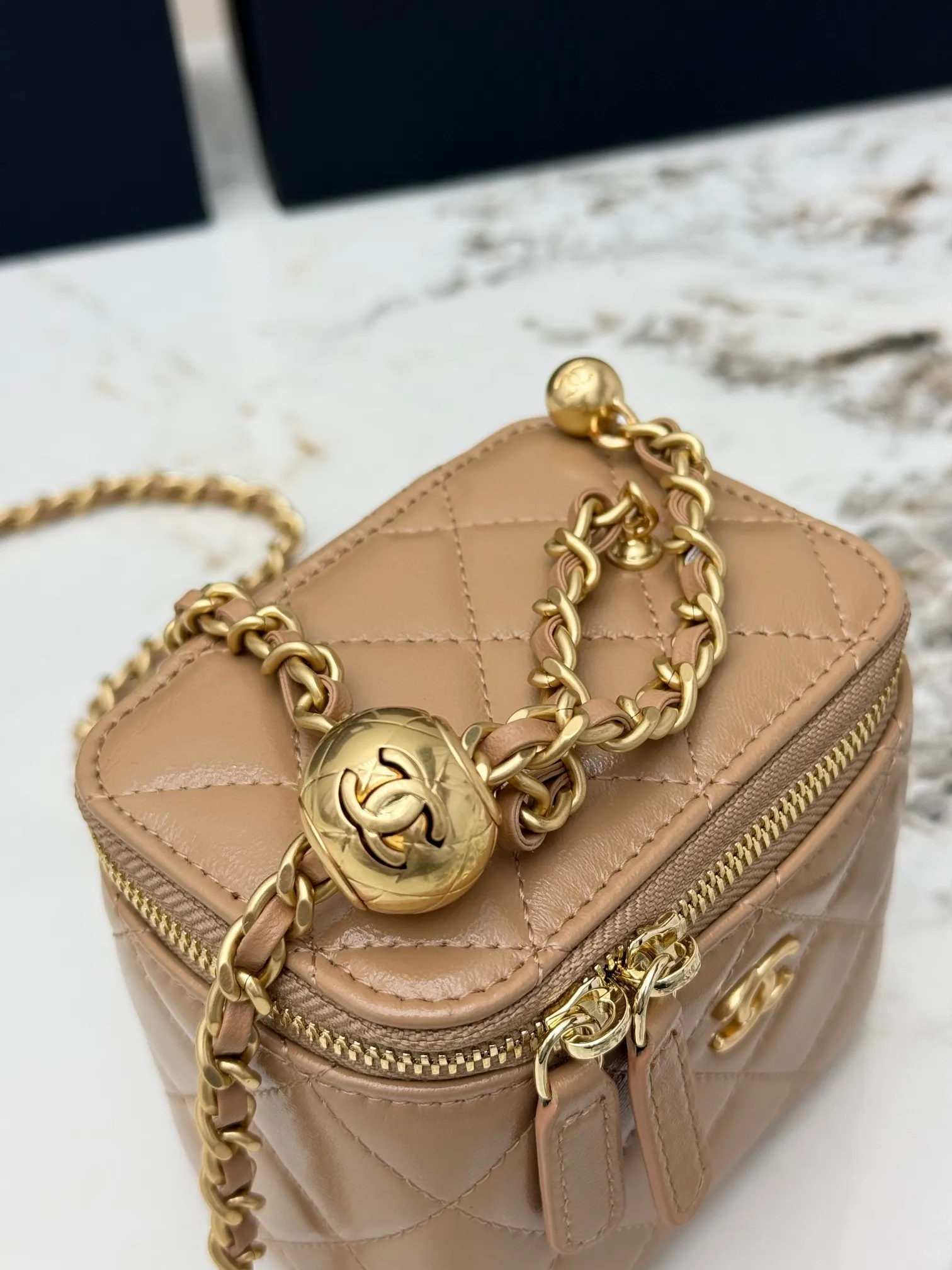 CHANEL 金色 羊皮 链条包 精致链条款