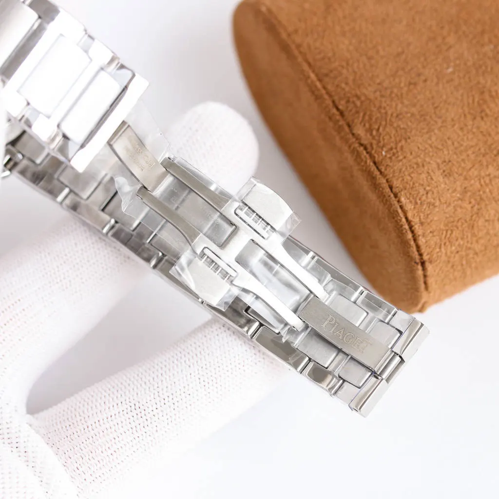 Watch Classic Image 9 Watch Classic Image 9