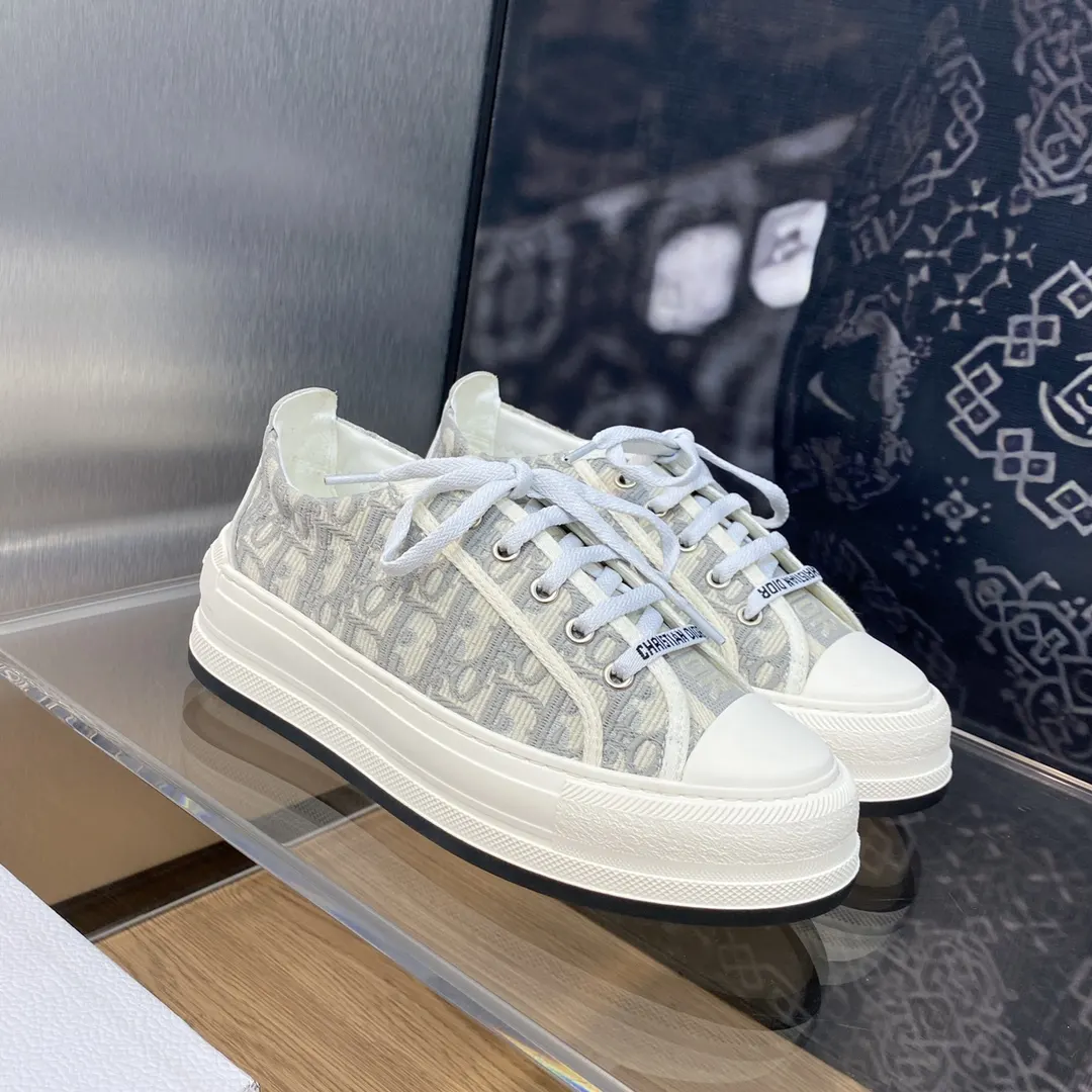 Dior Sneakers