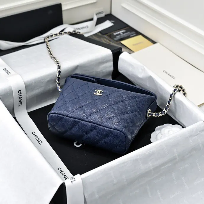 Chain Bag Leather