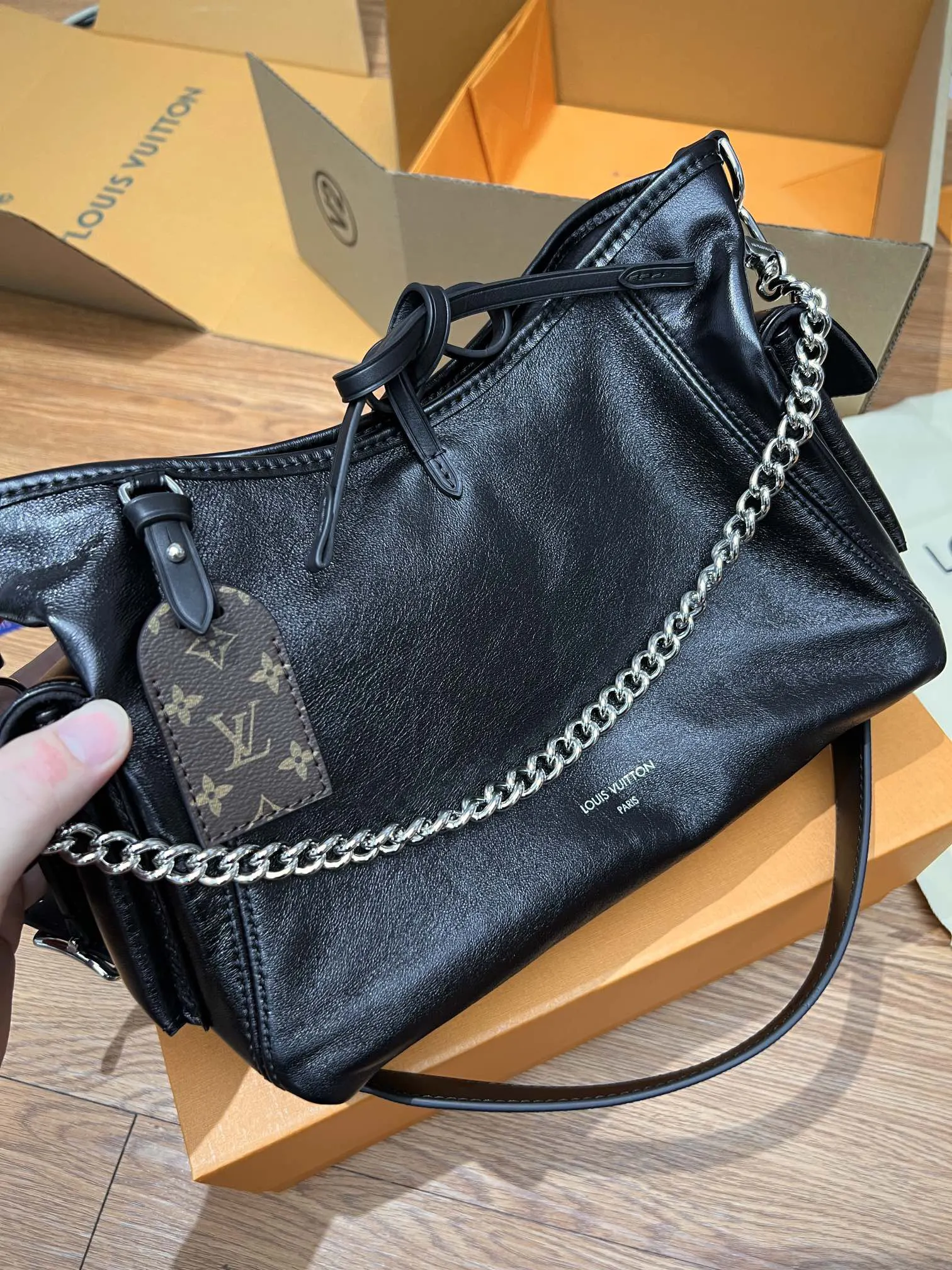 CarryAll 羊皮 跳码渠道级 DARK 双肩包 实用双肩款