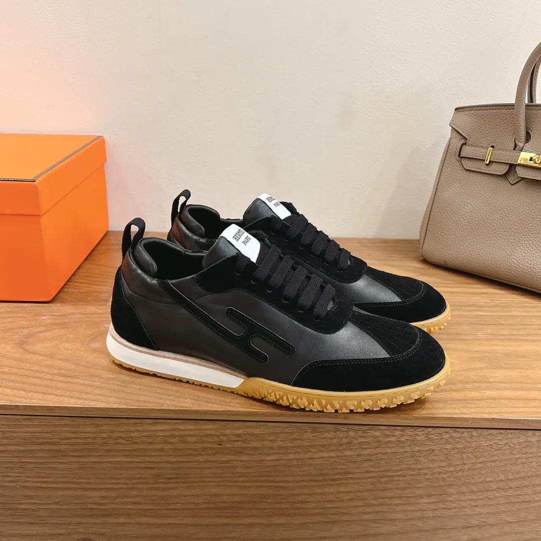 Hermès SS 运动鞋(數字4) Hermès SS 运动鞋(數字4)