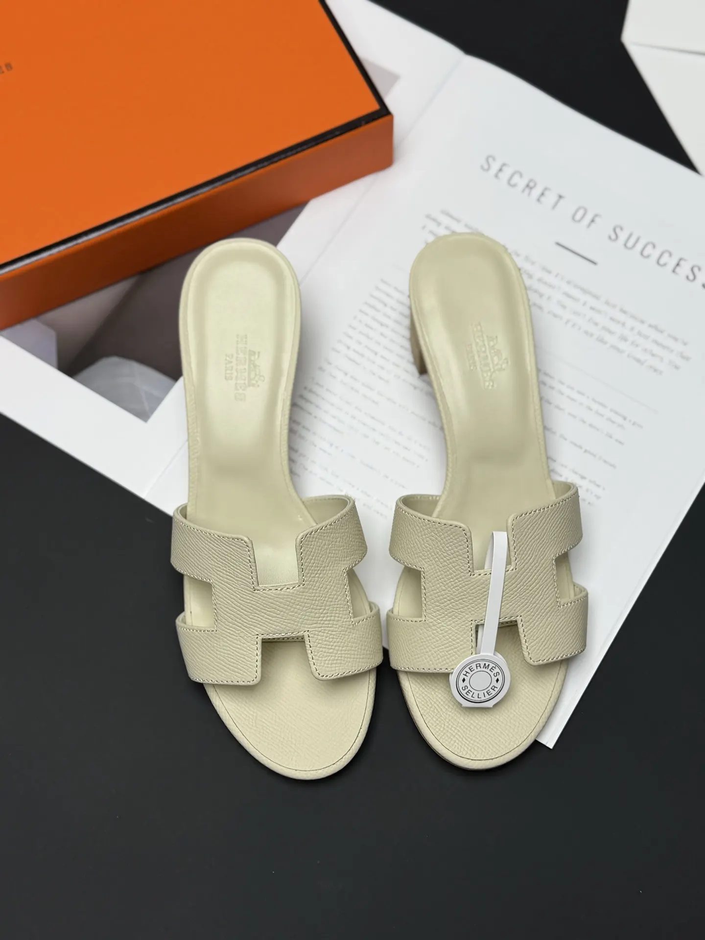 Hermès White Leather Slides