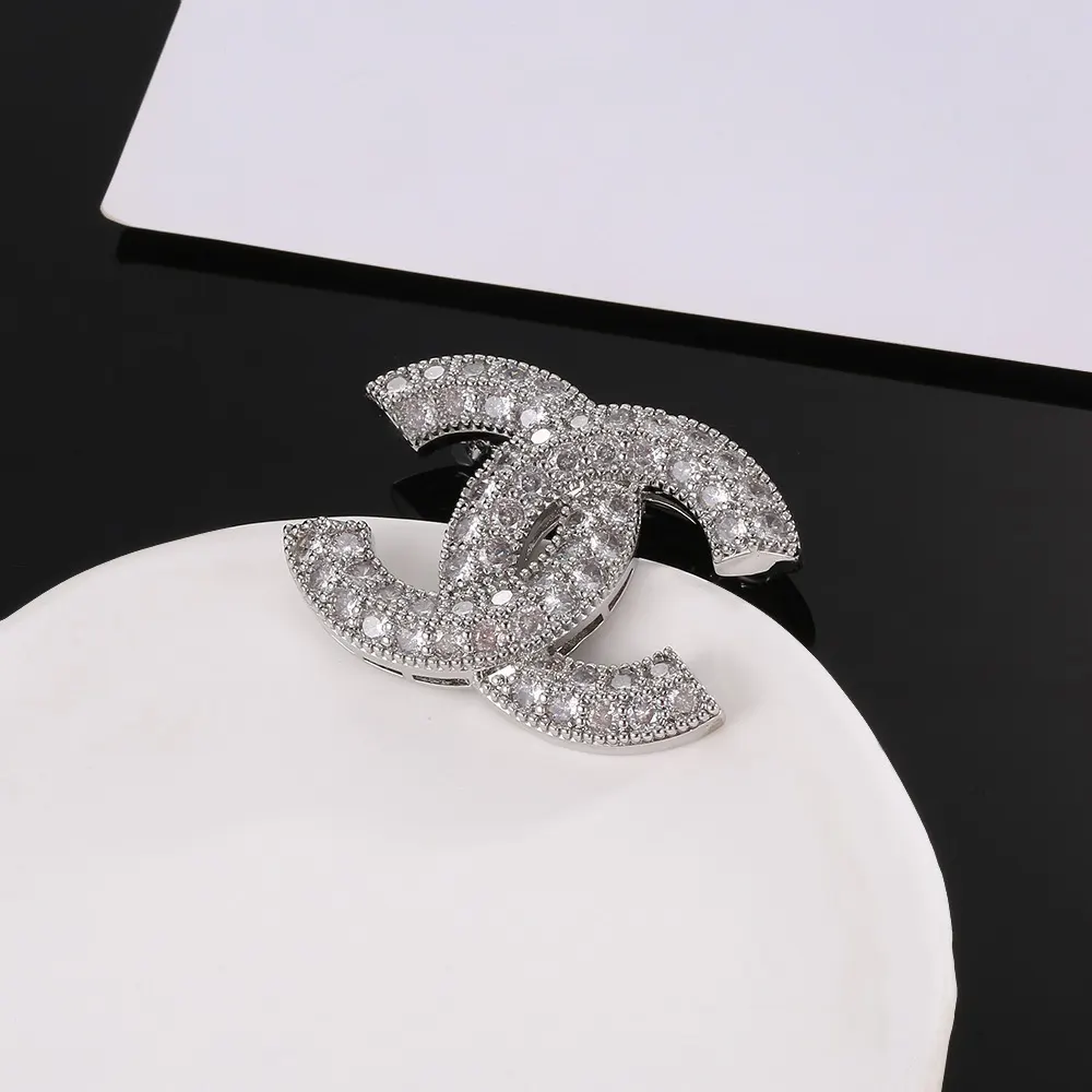 Chanel 金色 胸針