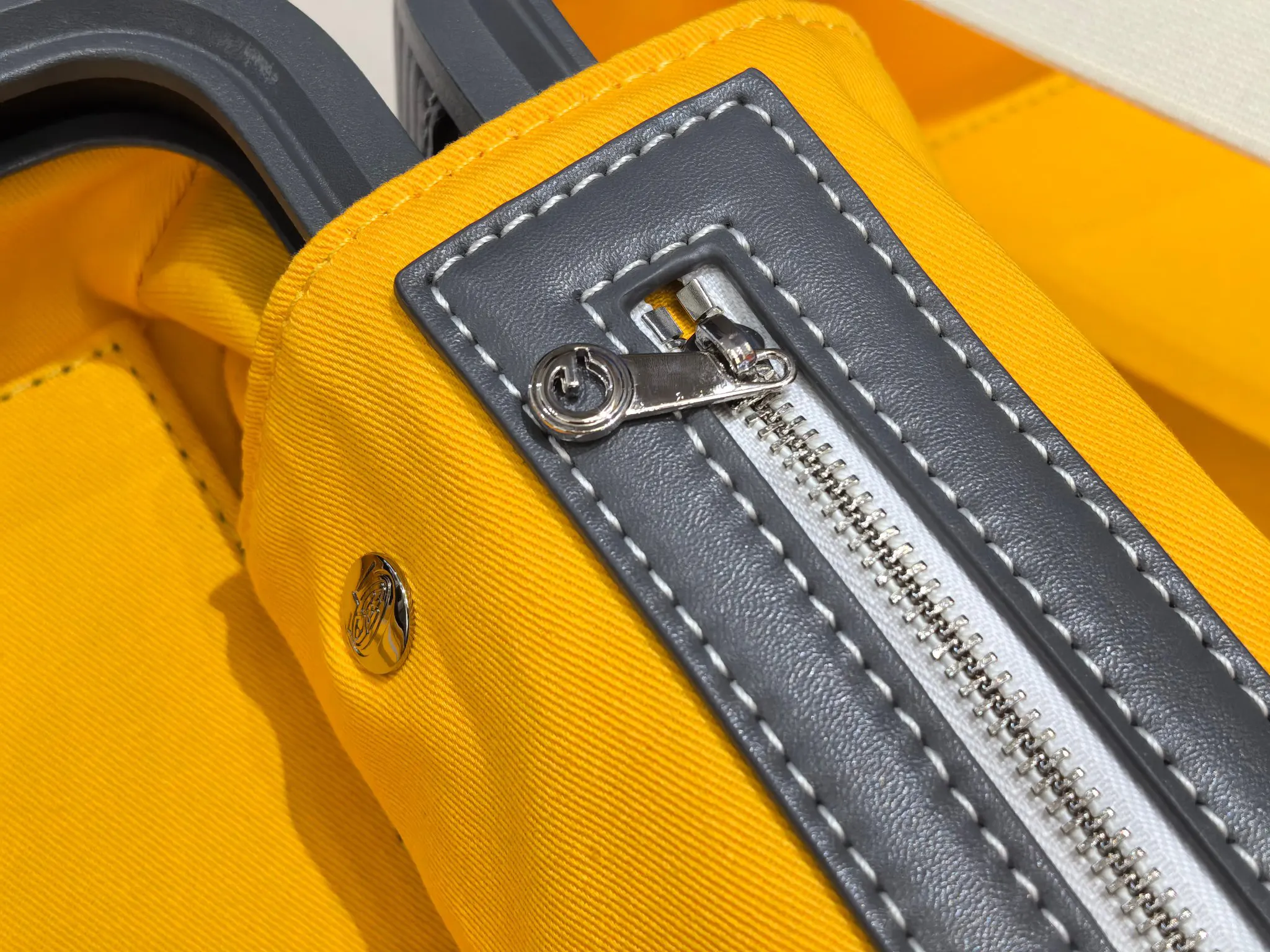 Goyard 戈雅 寸登机箱 全手工精心打造 行李箱 旅行拉杆款 輕便出行款